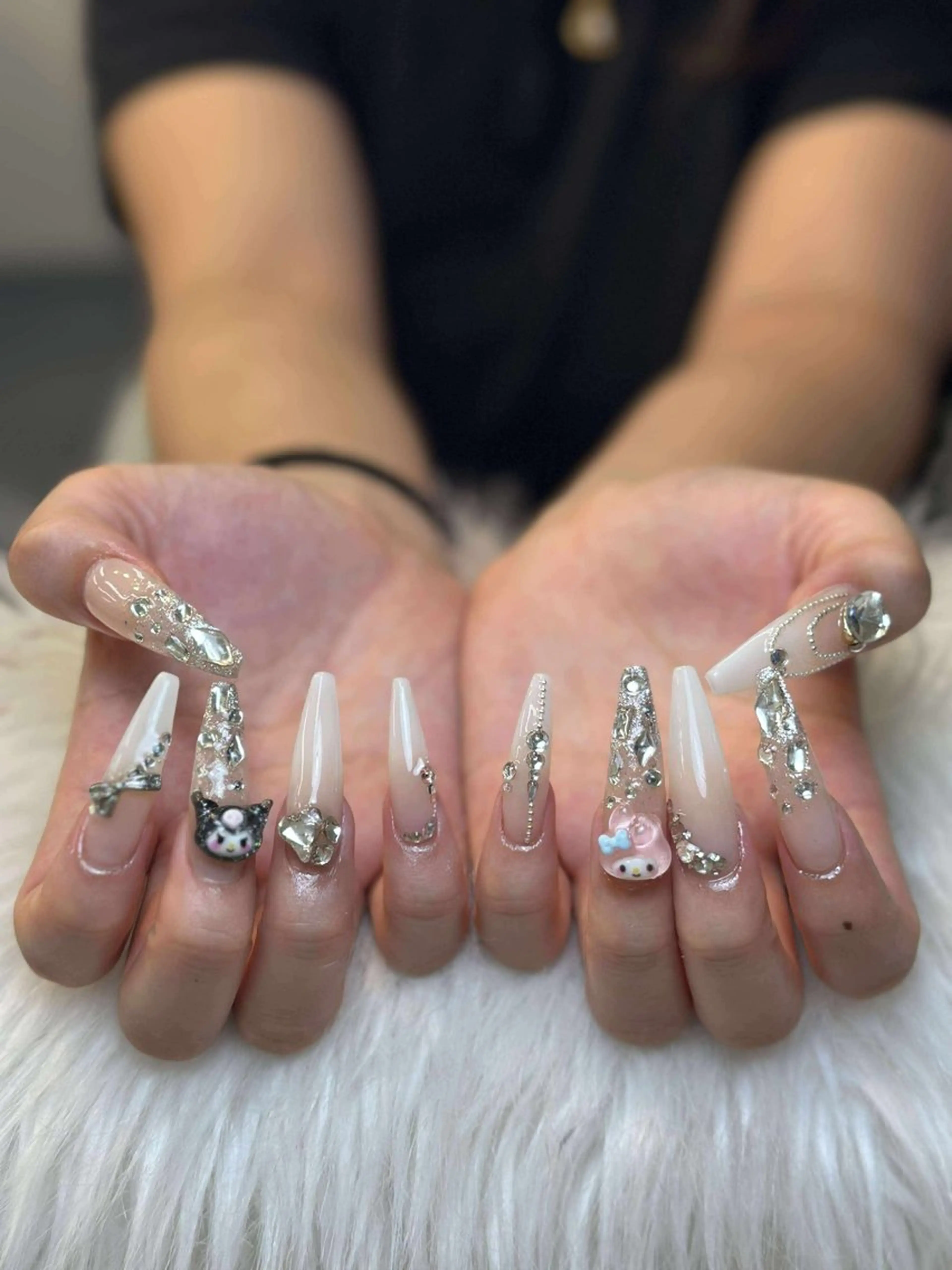 ネイル アートネイル 成人式 ジェルネイル ニュアンスネイル 夏ネイル ハンドネイル Nie Nail Shinokuboのネイルデザイン