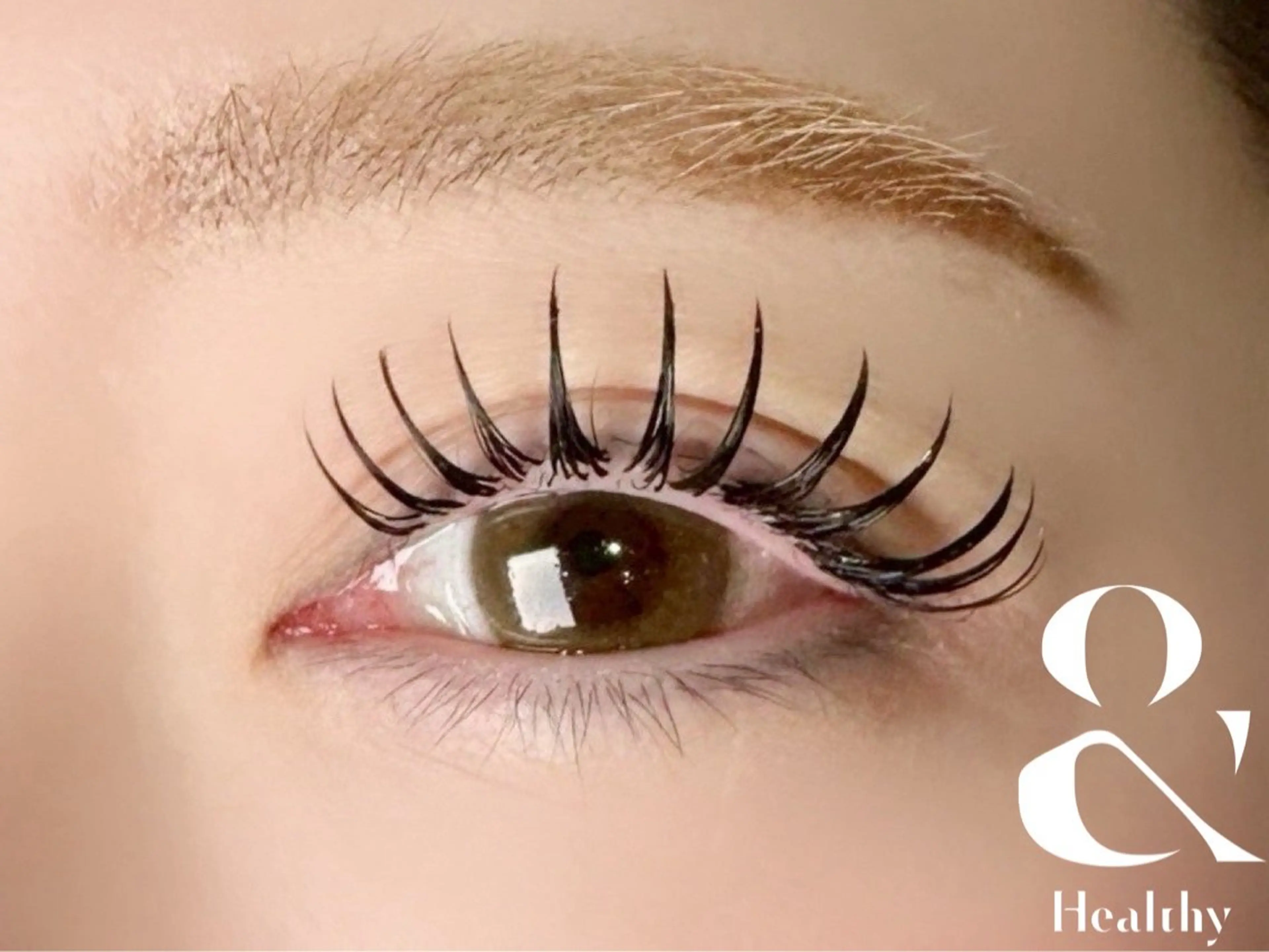 【マツエク】トレンド♥️✨&healthy(アンドヘルシー)120本 LED追加変更可能の写真