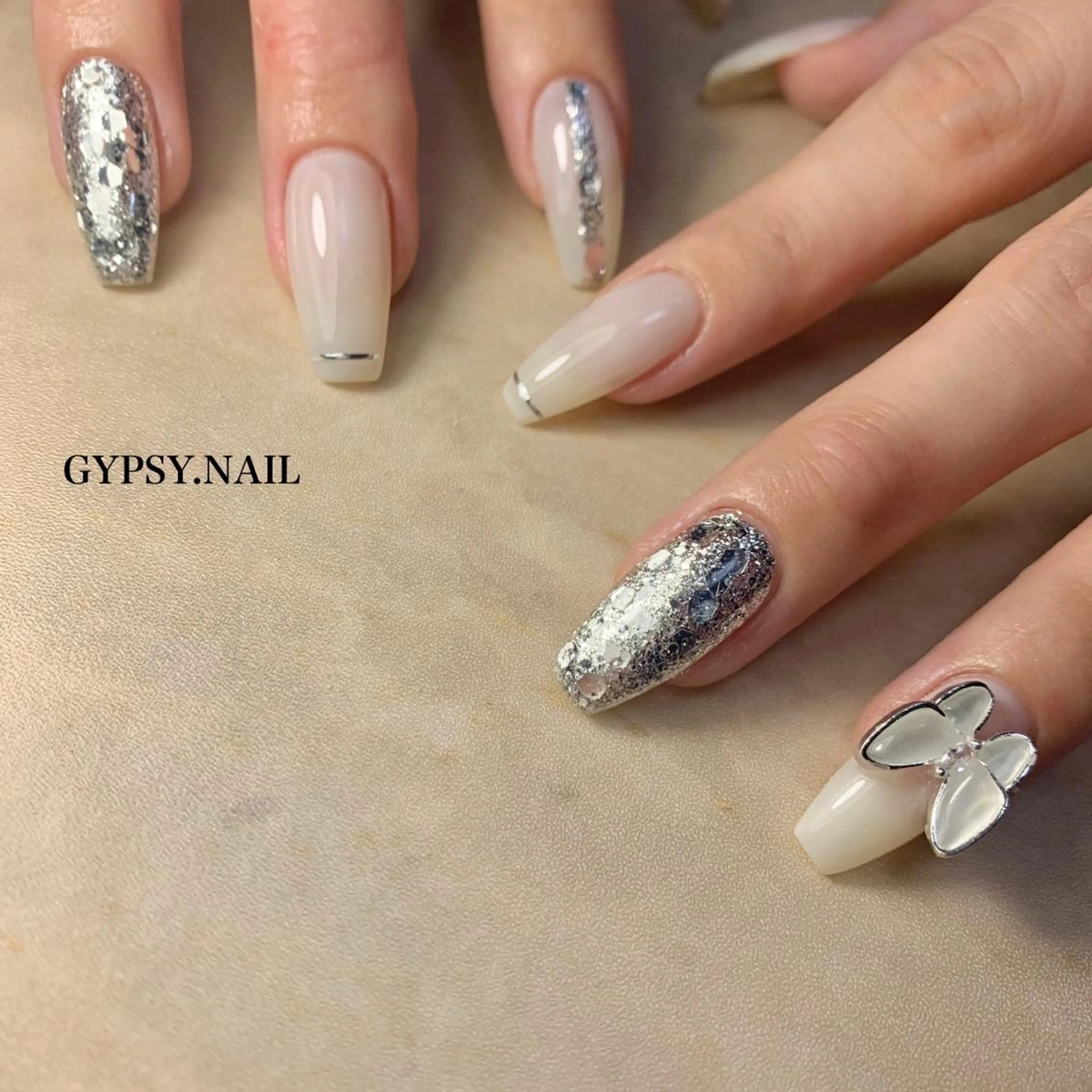 ネイル GYPSY.NAIL所属・GYPSY.NAIL akariのネイルデザイン