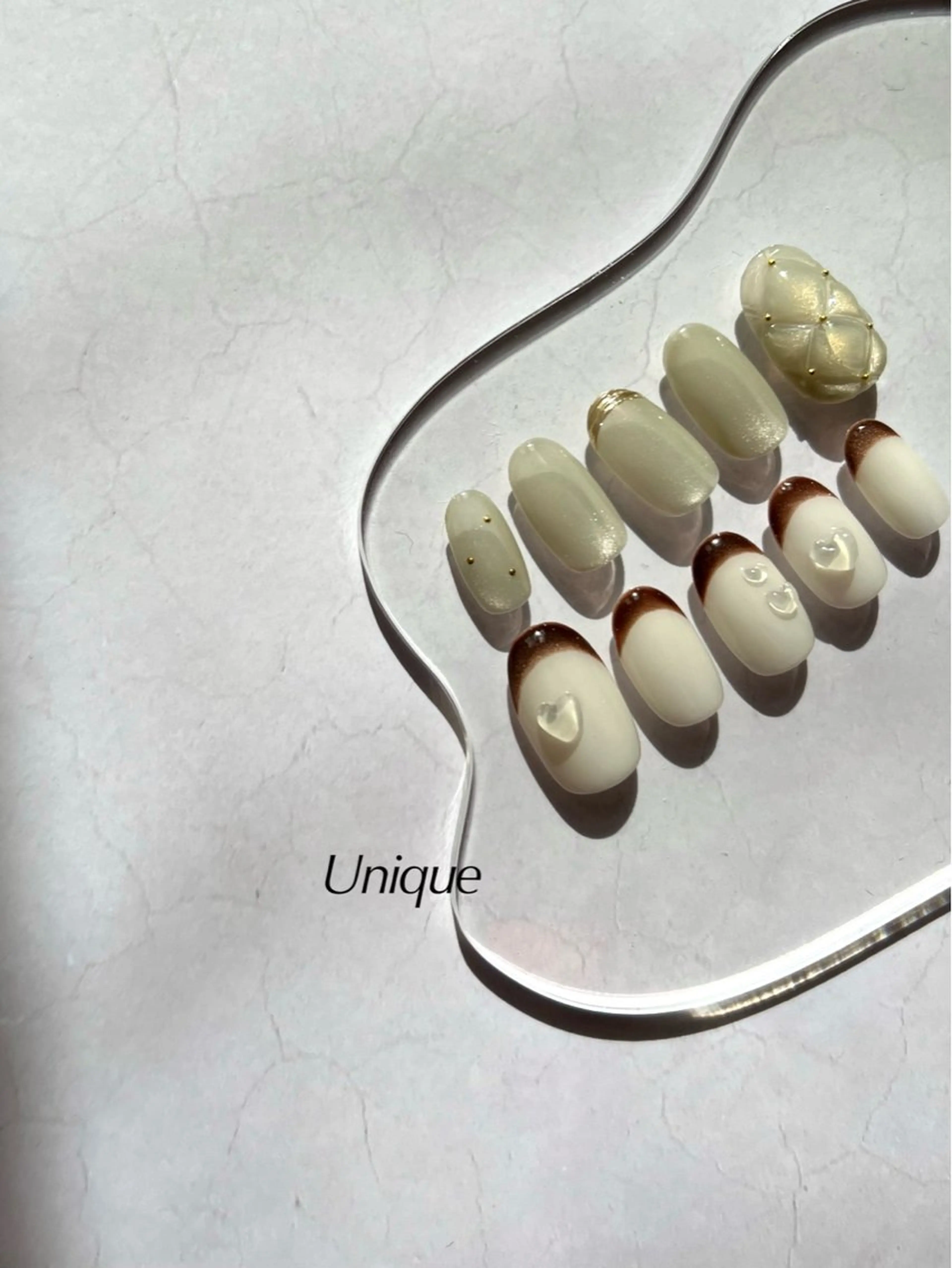ネイル ハンドネイル Unique 【ユニーク】のネイルデザイン