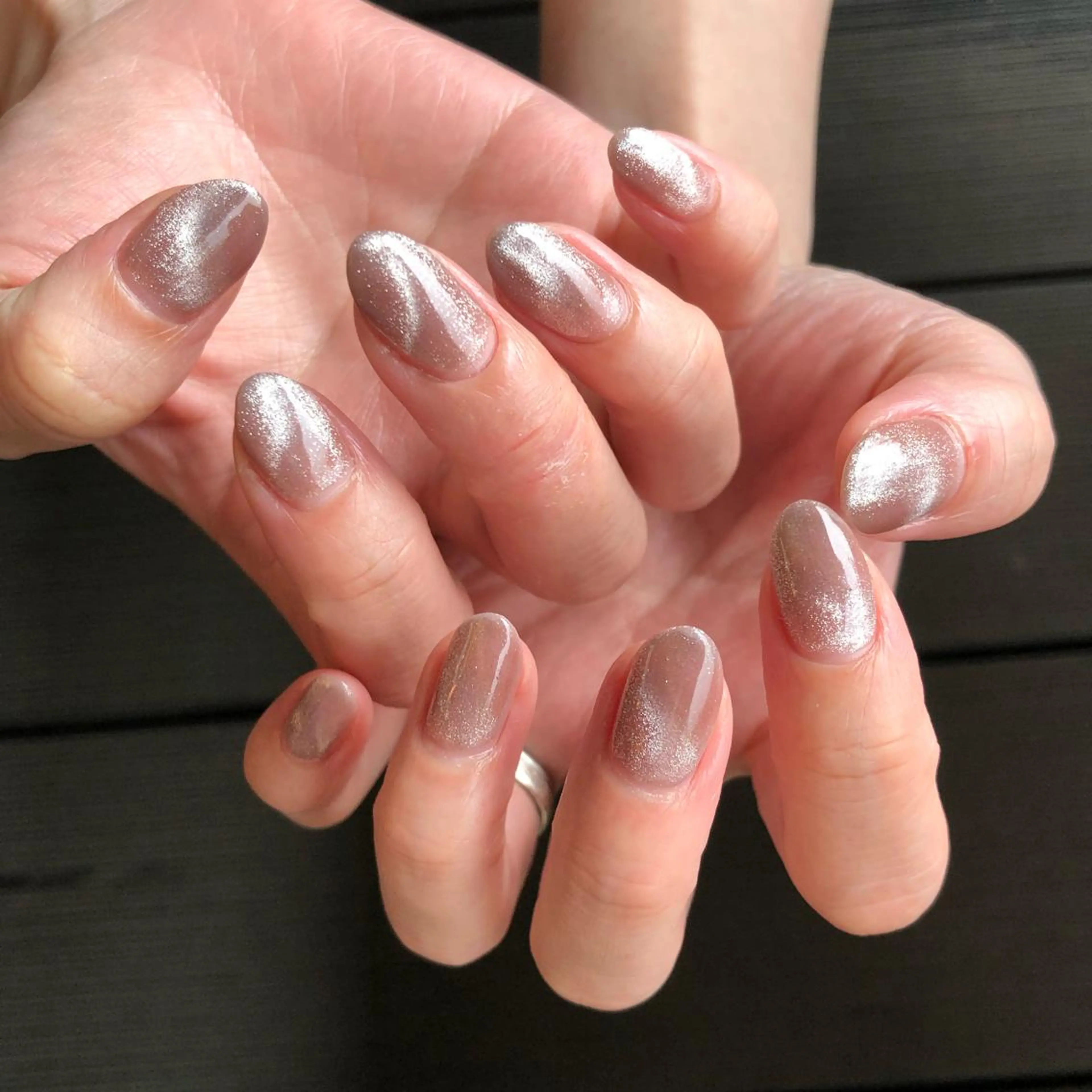 ネイル オーロラネイル マグネットネイル ミラーネイル シンプルネイル ハンドネイル yurina/ パラジェル認定サロンのネイルデザイン