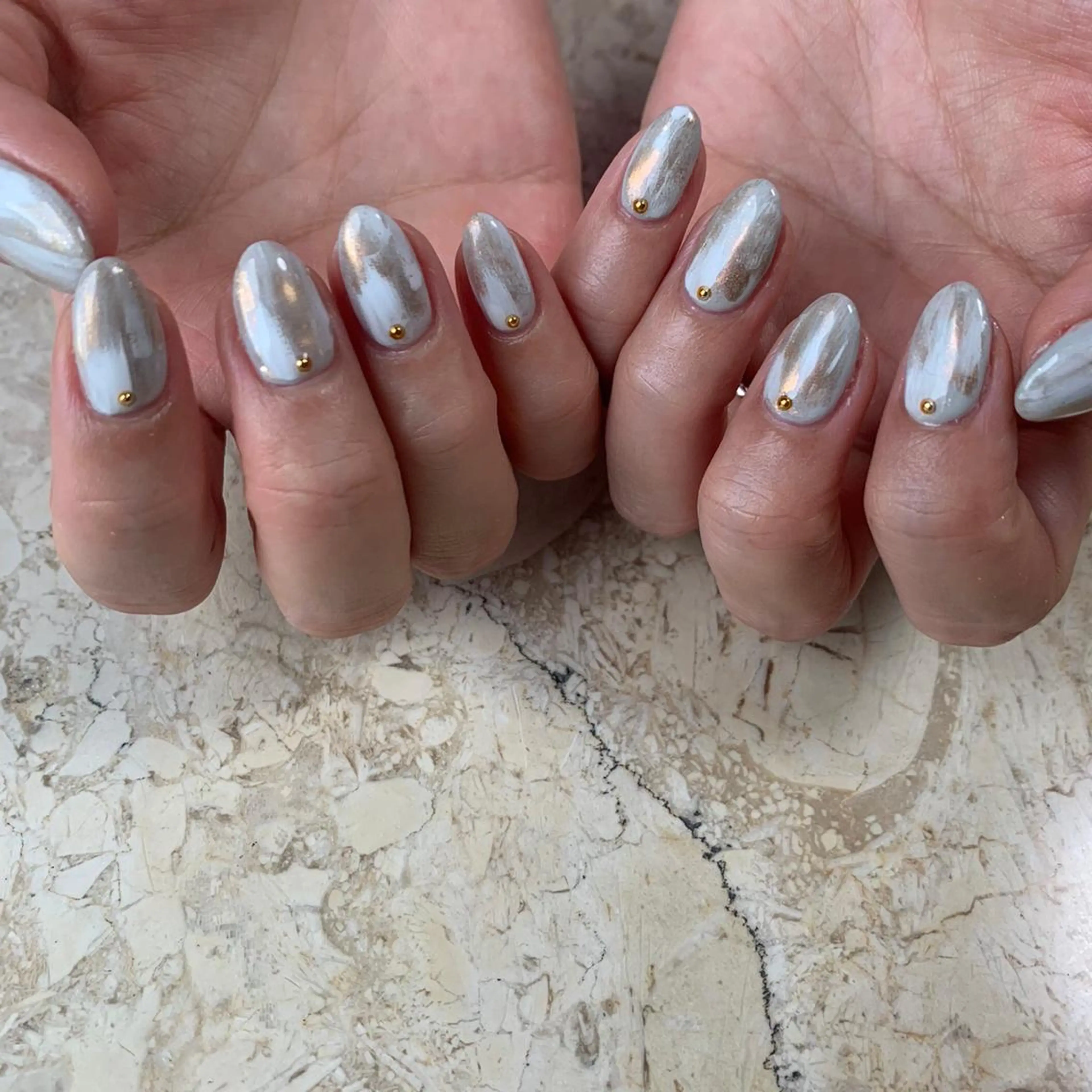 ネイル オーロラネイル ジェルネイル ハート 氷ネイル・うるうるネイル マグネットネイル ハンドネイル フットネイル nail salon mieux(ミュー)のネイルデザイン