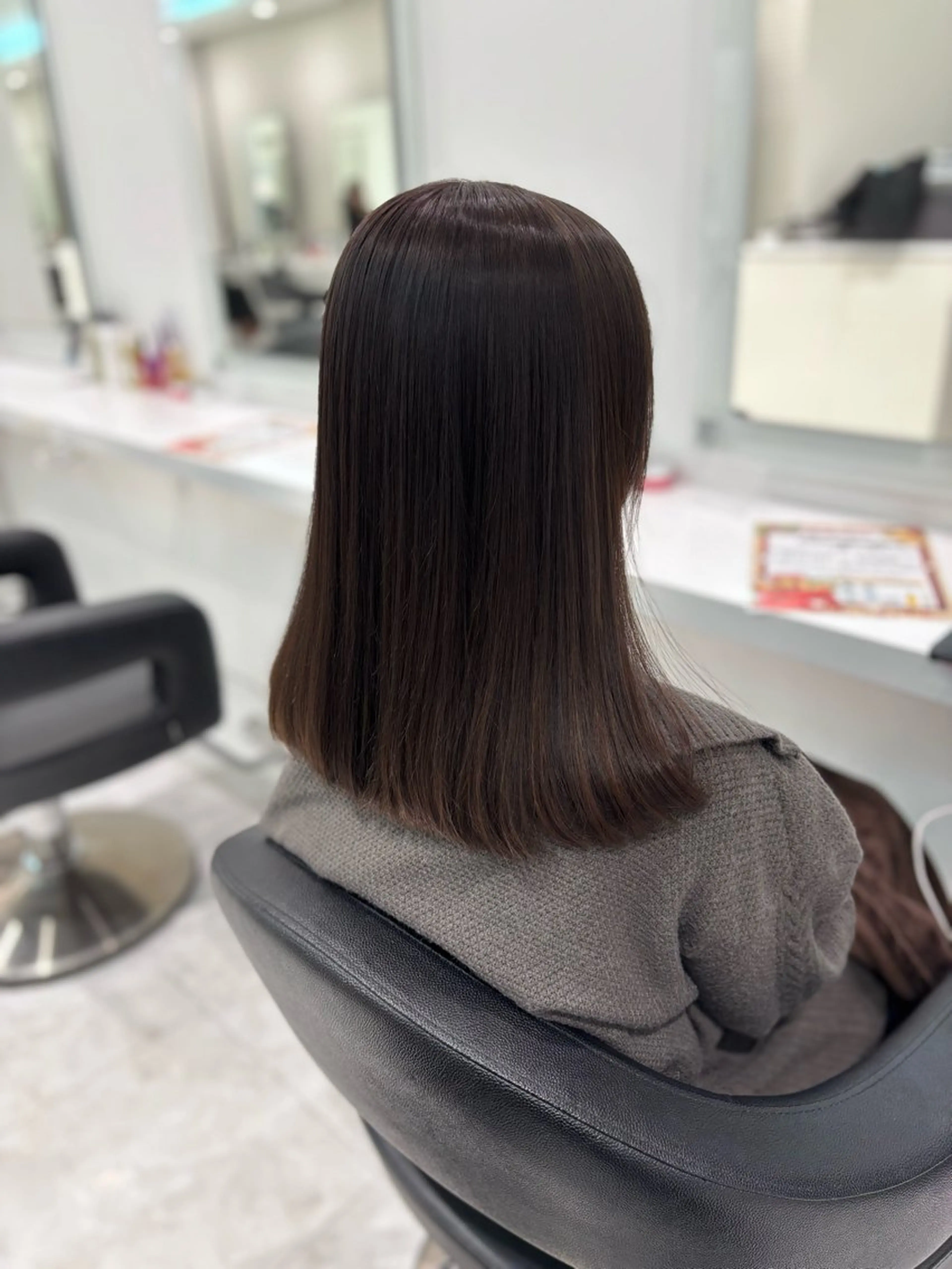 ロング カラー ヘアカラー トリートメント ヘッドスパ ヘアセット 🤍透明感カラー ×縮毛矯正🤍ゆうのヘアスタイル
