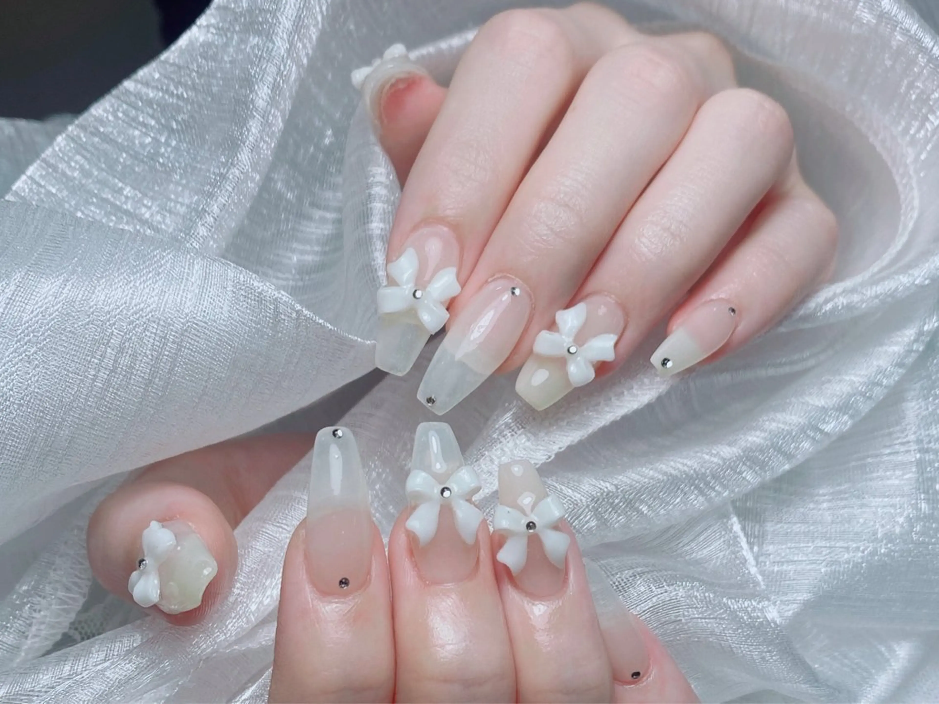 ネイル ハンドネイル ハンドケア Naomi nailのネイルデザイン