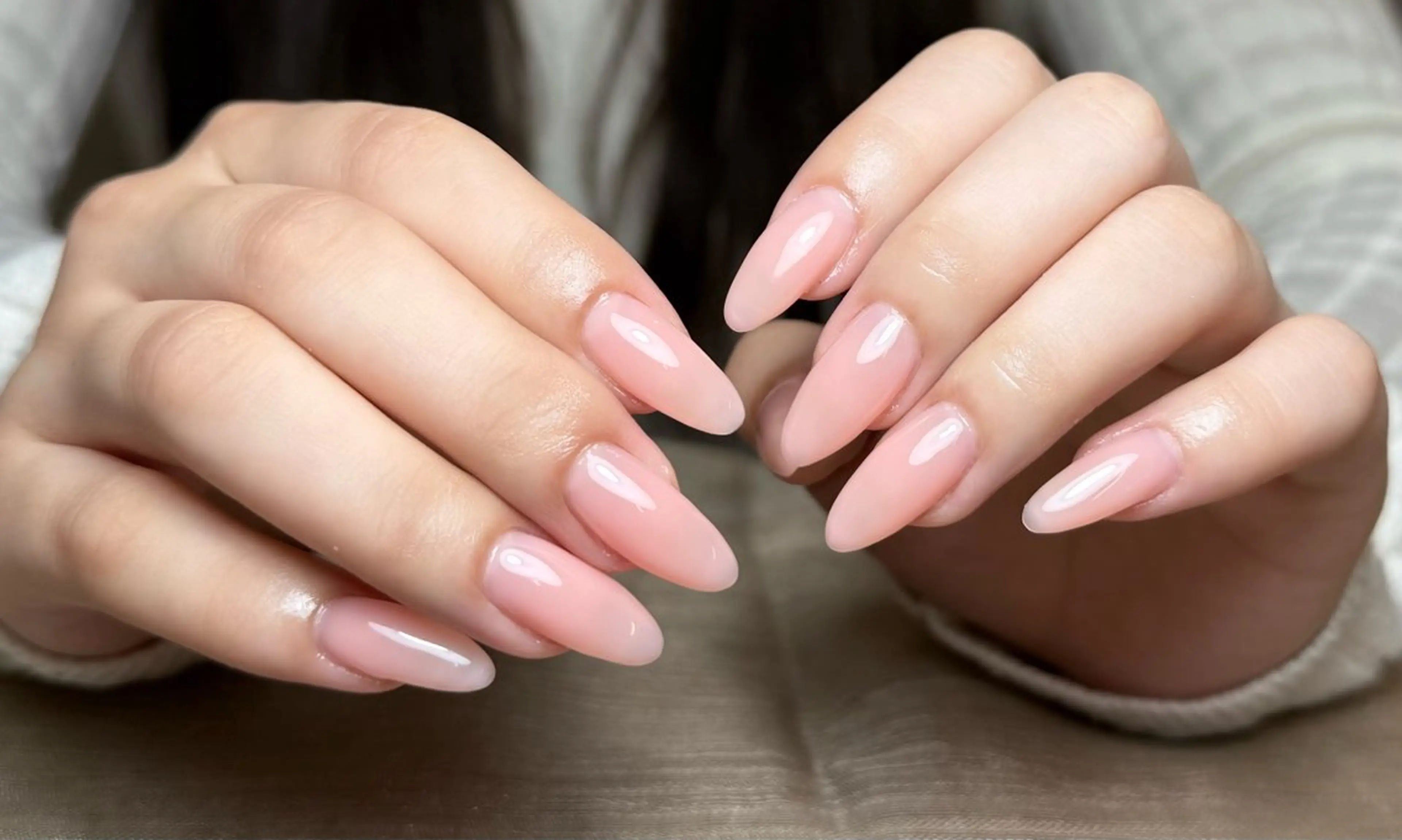 ネイル オーロラネイル ブルー チークネイル フットネイル フレンチネイル ハンドネイル EMY 168 池袋のネイルデザイン