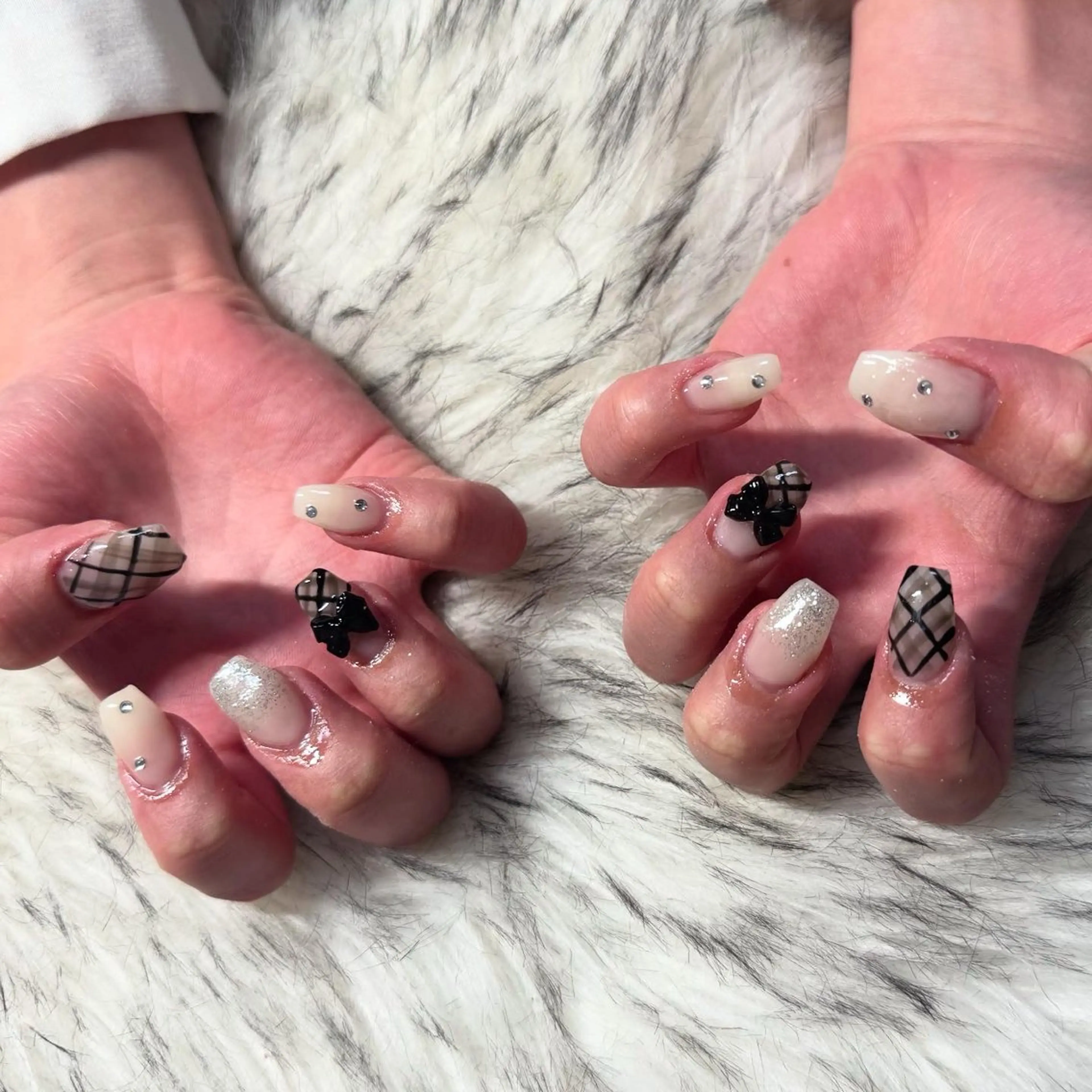 ミディアム ハンドネイル mao .のネイルデザイン