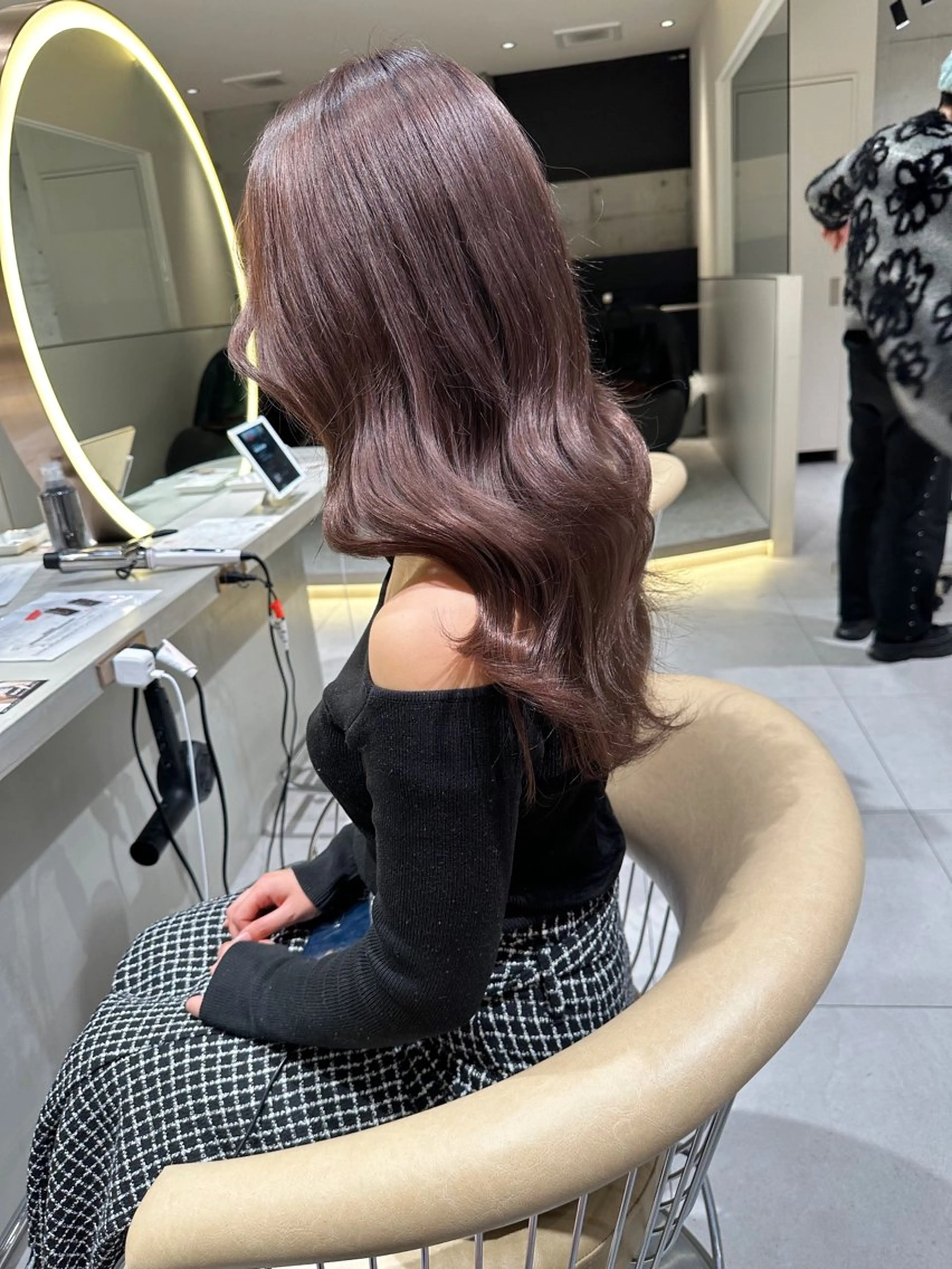 セミロング カラー ヘアアレンジ 《髪質改善✖️ハイト ーン🧸》小嶋拓也のヘアスタイル