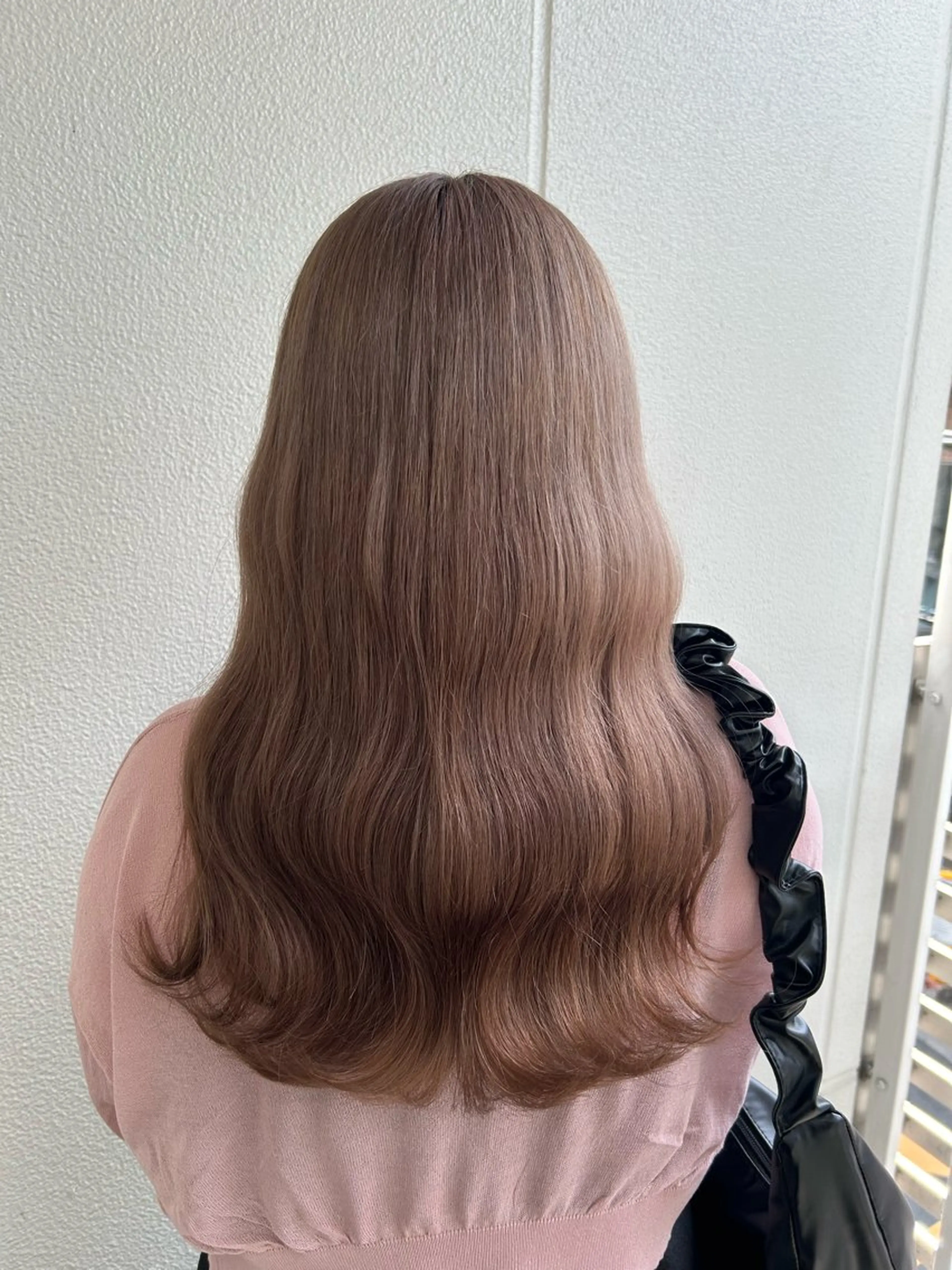 セミロング カラー ヘアアレンジ ベージュカラー ミルクティーベージュ 《暖色/韓国レイヤー 》🇰🇷桑原ユキネのヘアスタイル