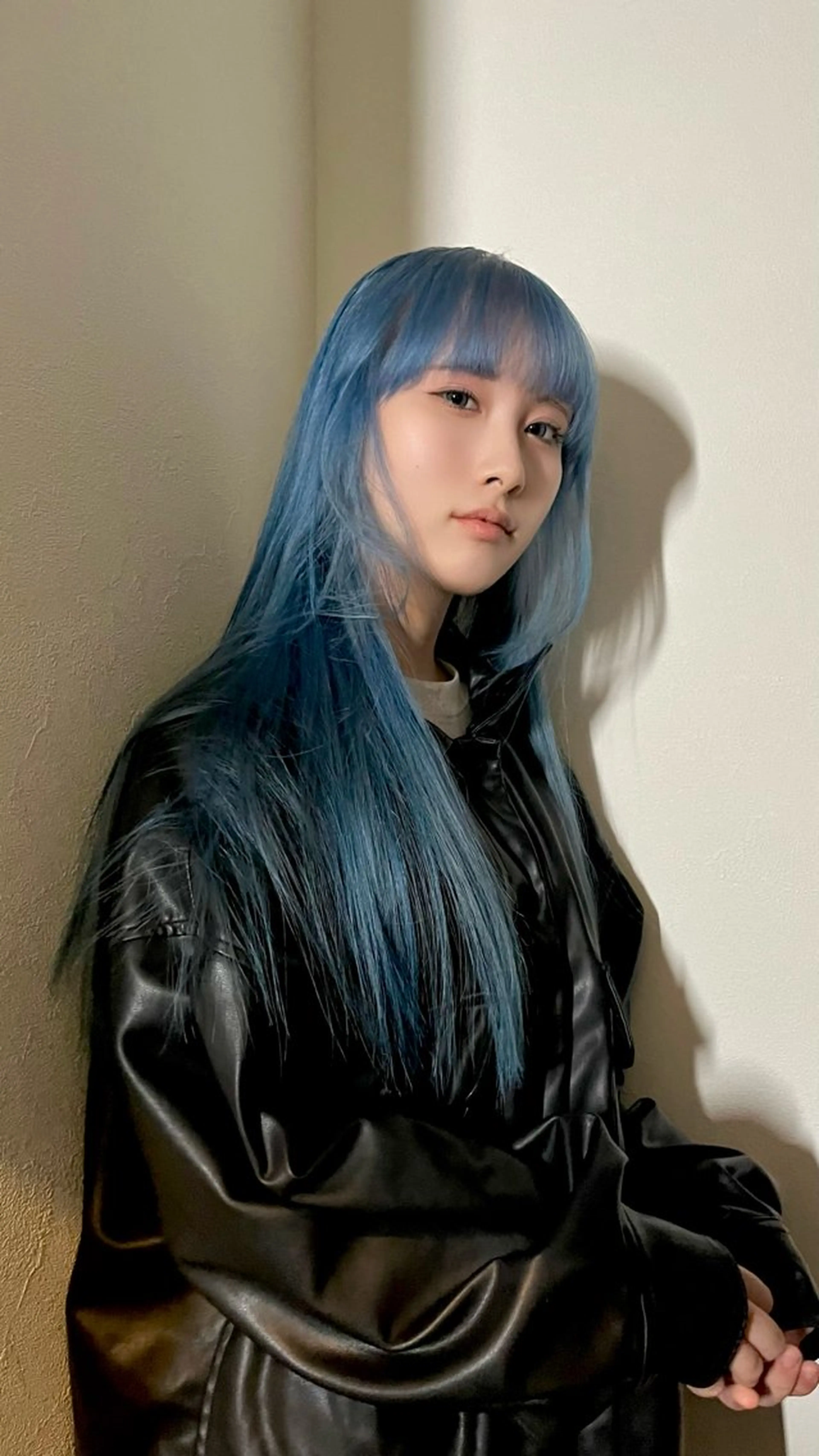 セミロング カラー ベージュカラー ブリーチ デザインカラー ダブルカラー ハイトーンカラー 💖艶髪ブリーチ髪質 改善💖ケンシンのヘアスタイル