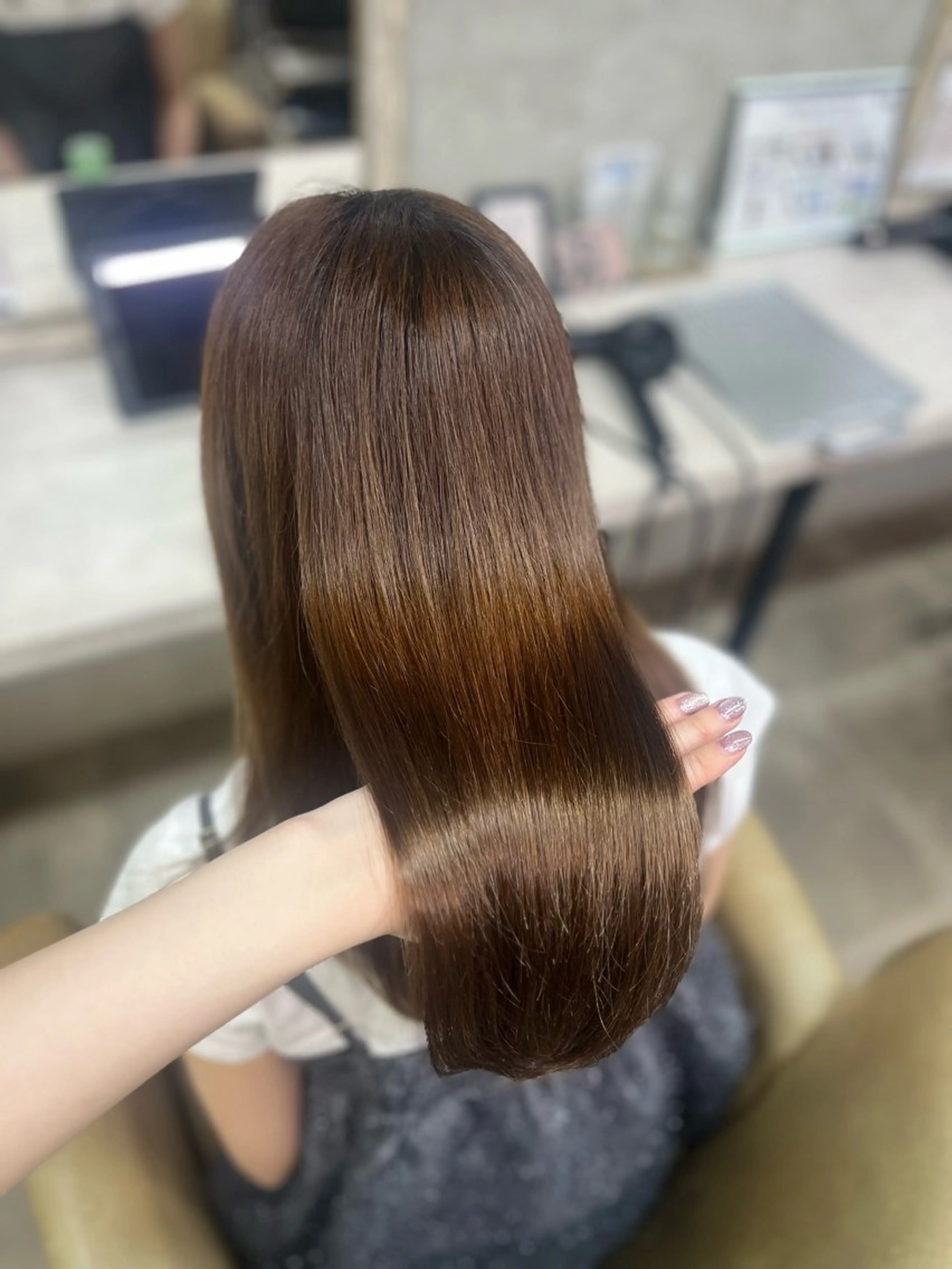 【 理想のうる艶髪へ🤍】美髪トリートメント ¥3,300の写真