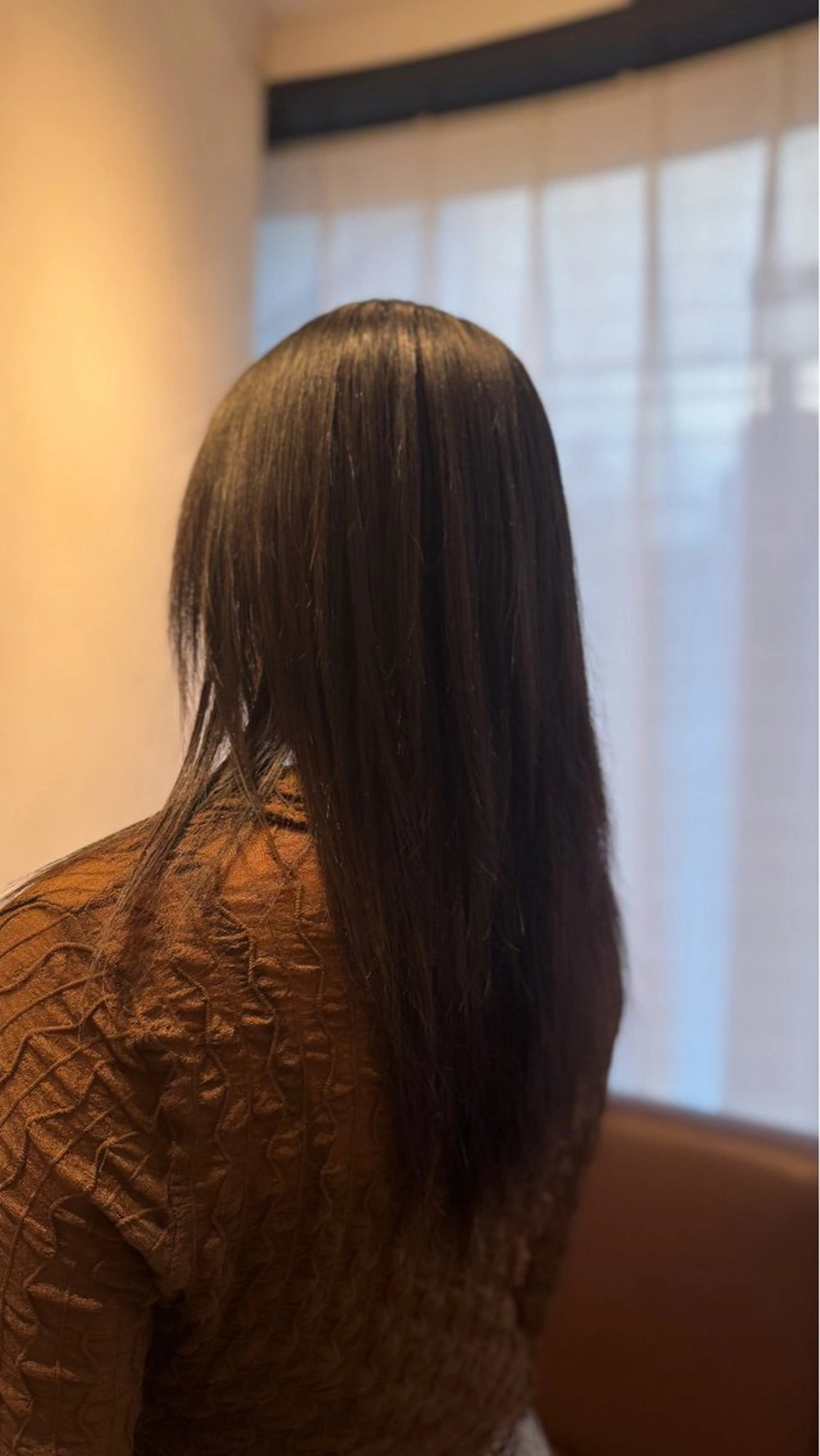 ロング 縮毛矯正 新宿三丁目💜 空陽💙のヘアスタイル