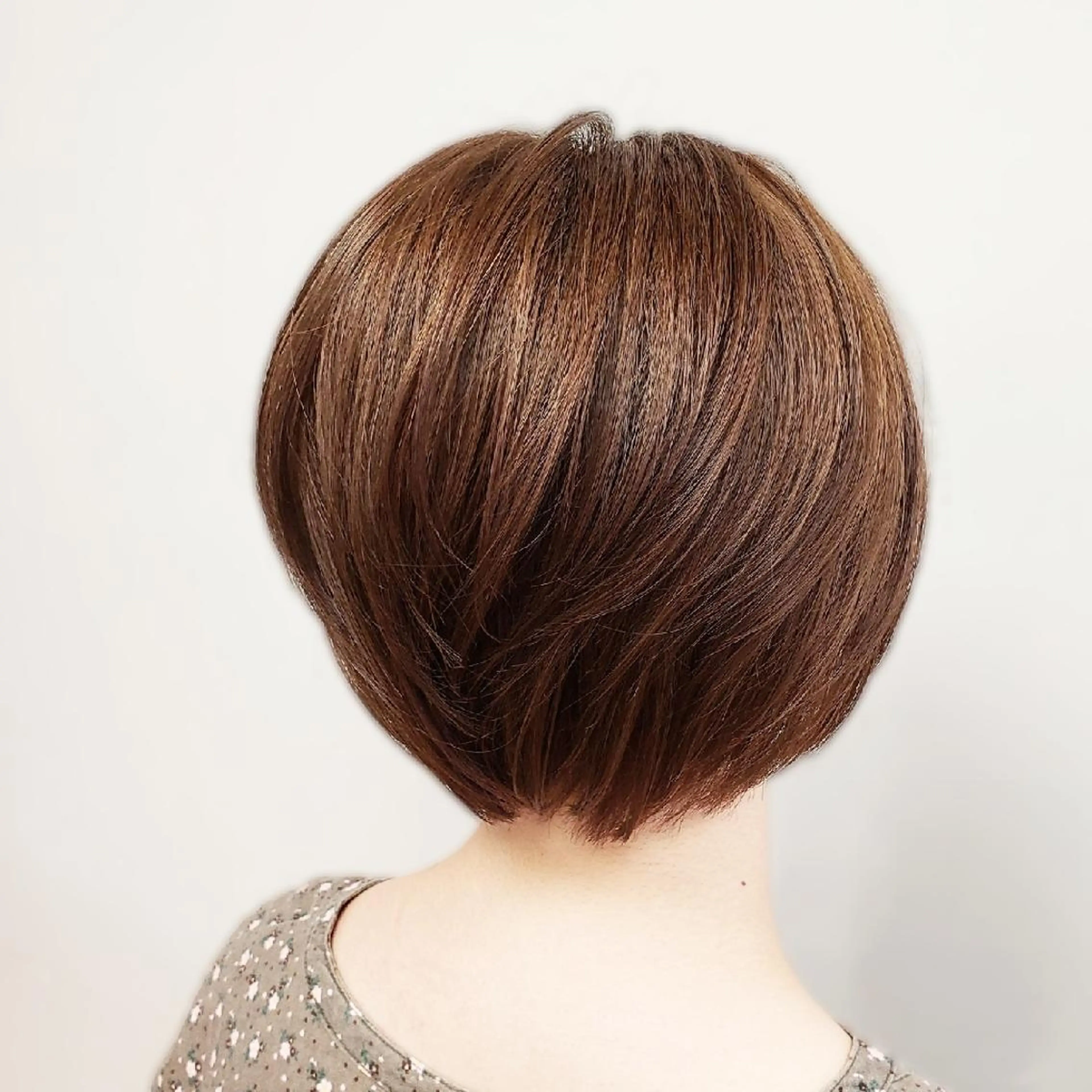 ショート カラー 💜𝑳𝑼𝑵𝑨 🌻母良田愛美🌻のヘアスタイル