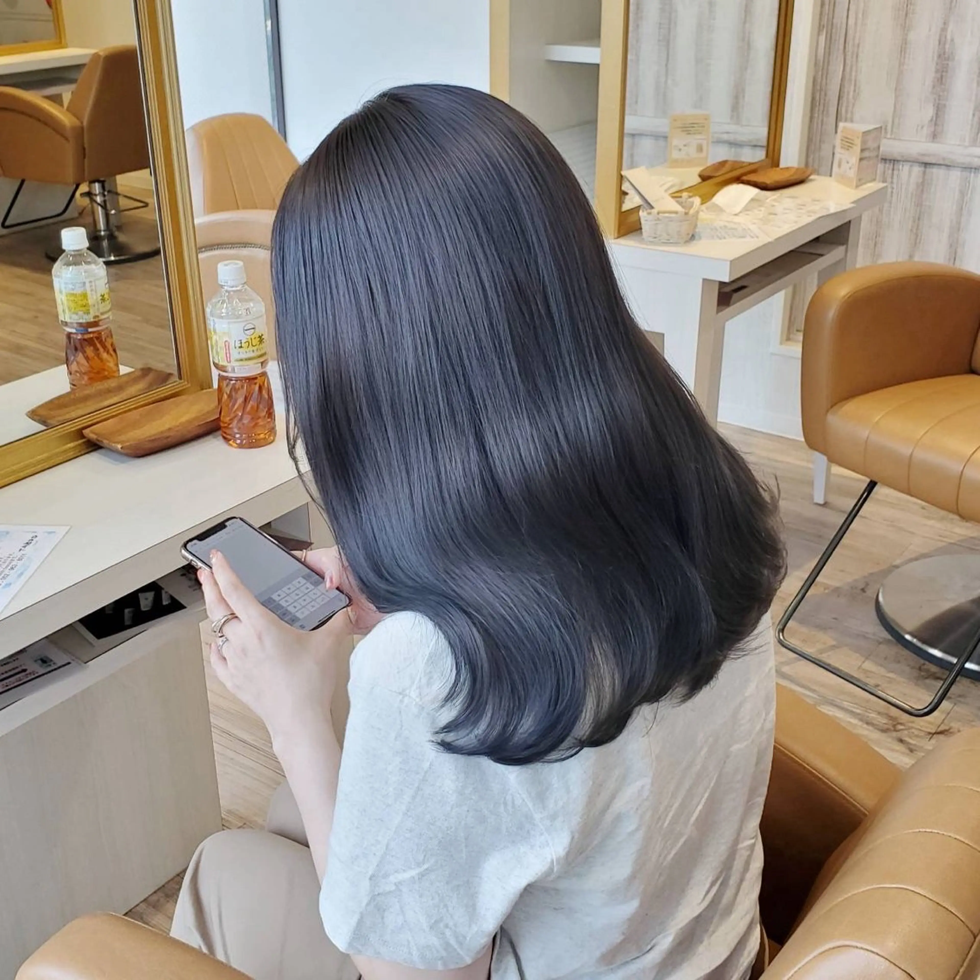 ロング カラー 艶髪✖️透明感/ 暗髪🩶/AOIのヘアスタイル