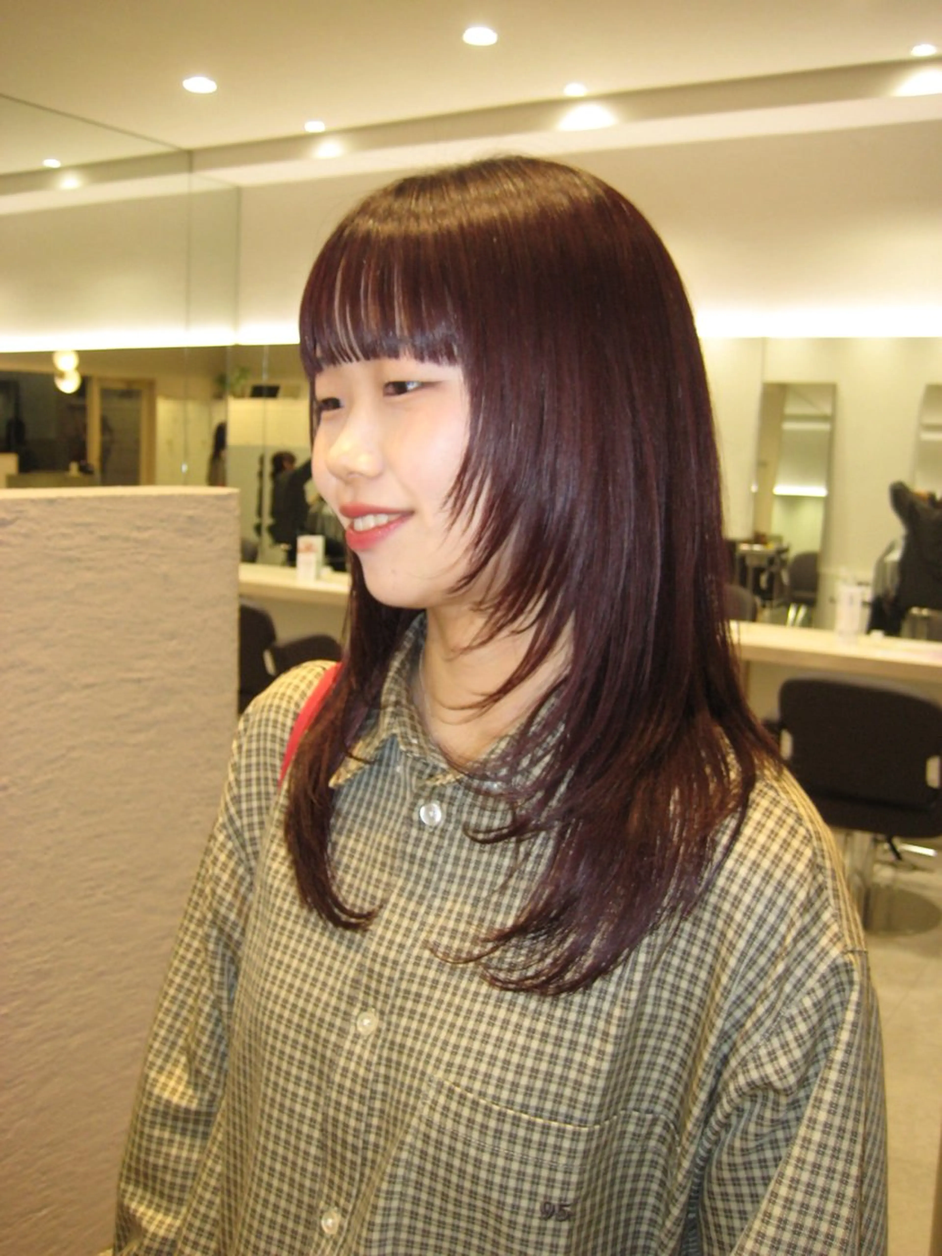 ロング カラー ロングレイヤー カシス レッドカラー レイヤーカット ロング カット ヘアカラー トリートメント 艶カラー/高円寺/ atsumi🦣🪽のヘアスタイル