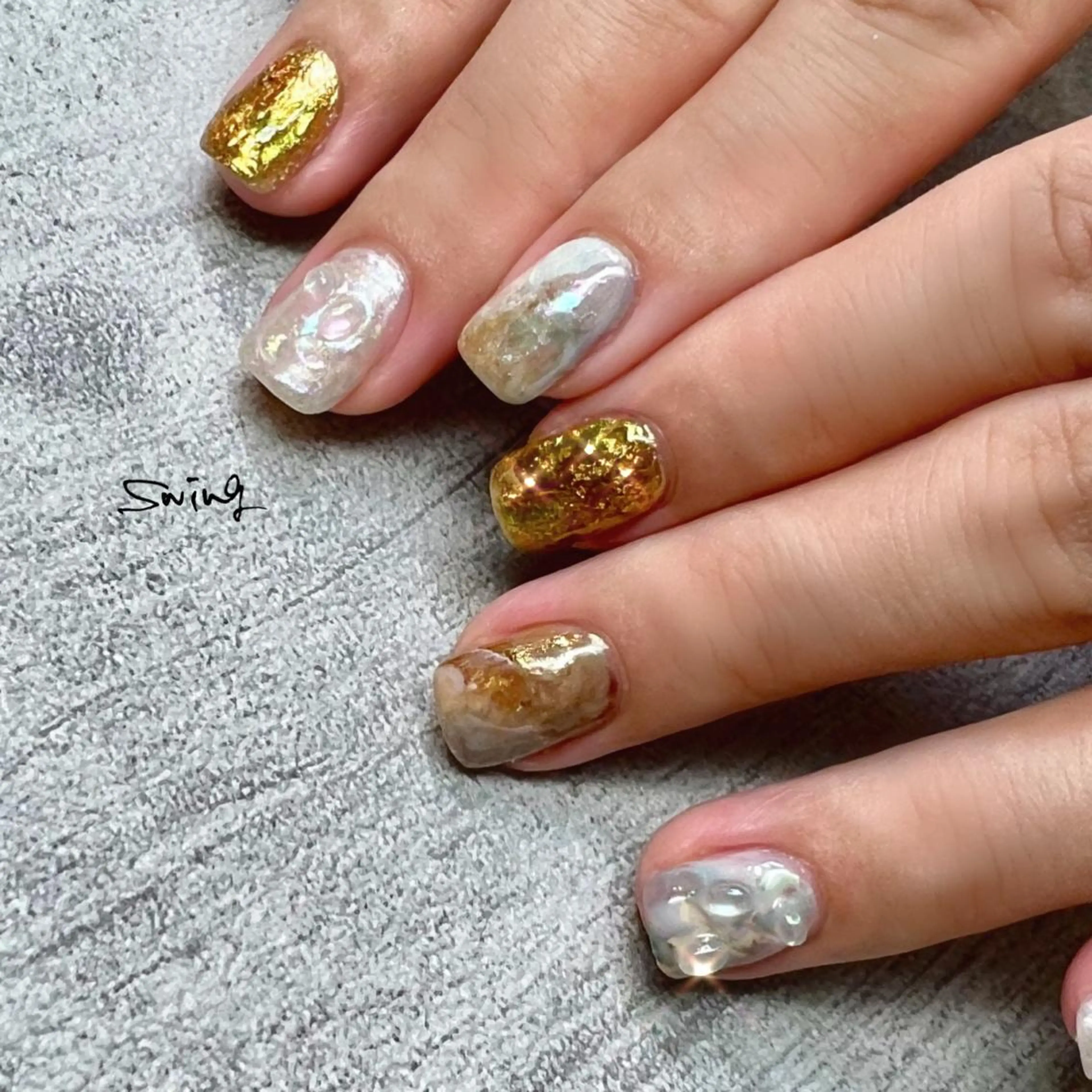ネイル ニュアンスネイル SWING Nail Salon所属・Yoshida Takakoのネイルデザイン
