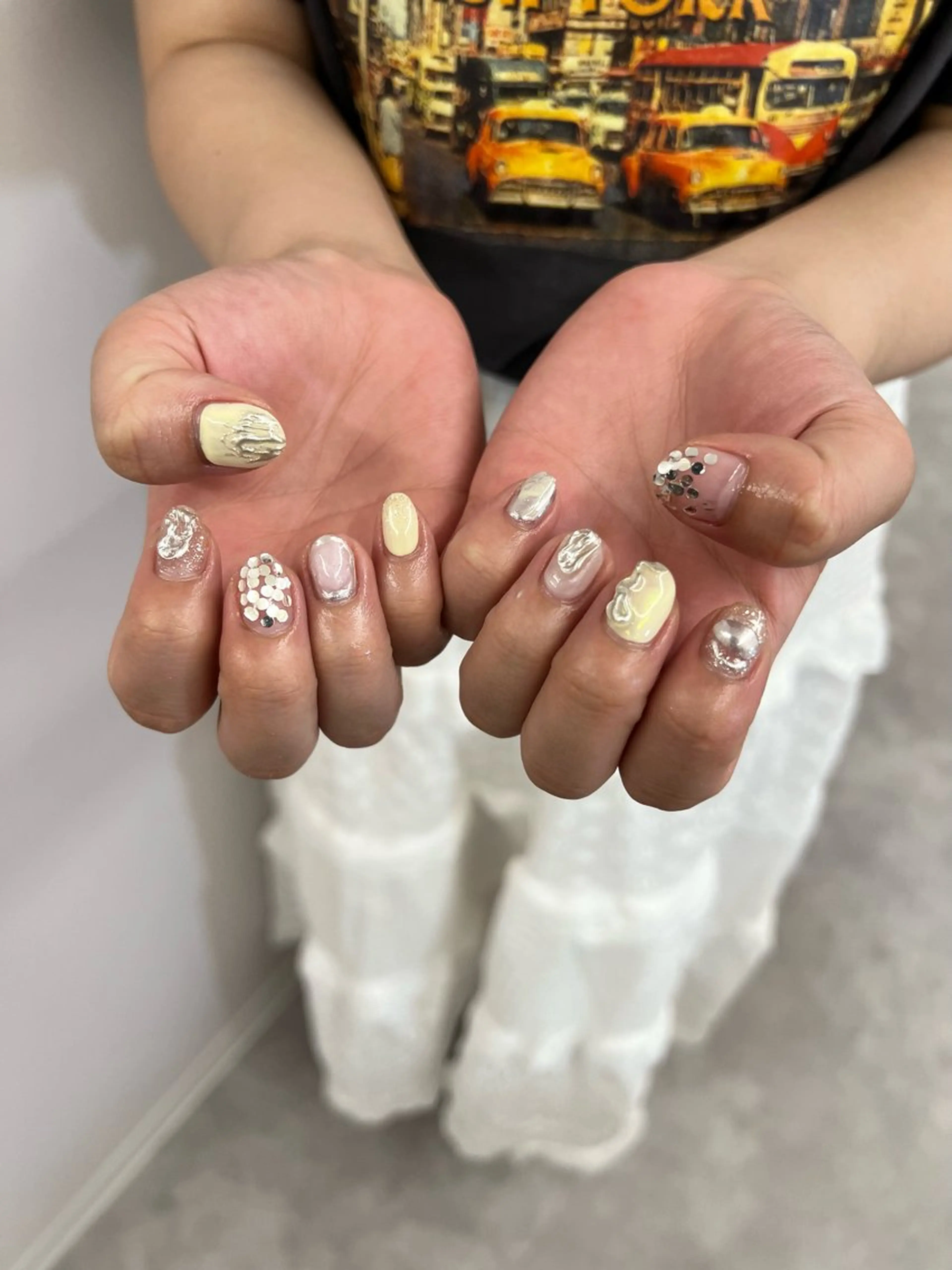 ネイル ジェルネイル 韓国ネイル ミラーネイル パラジェル シルバー Bana_ Nailのネイルデザイン