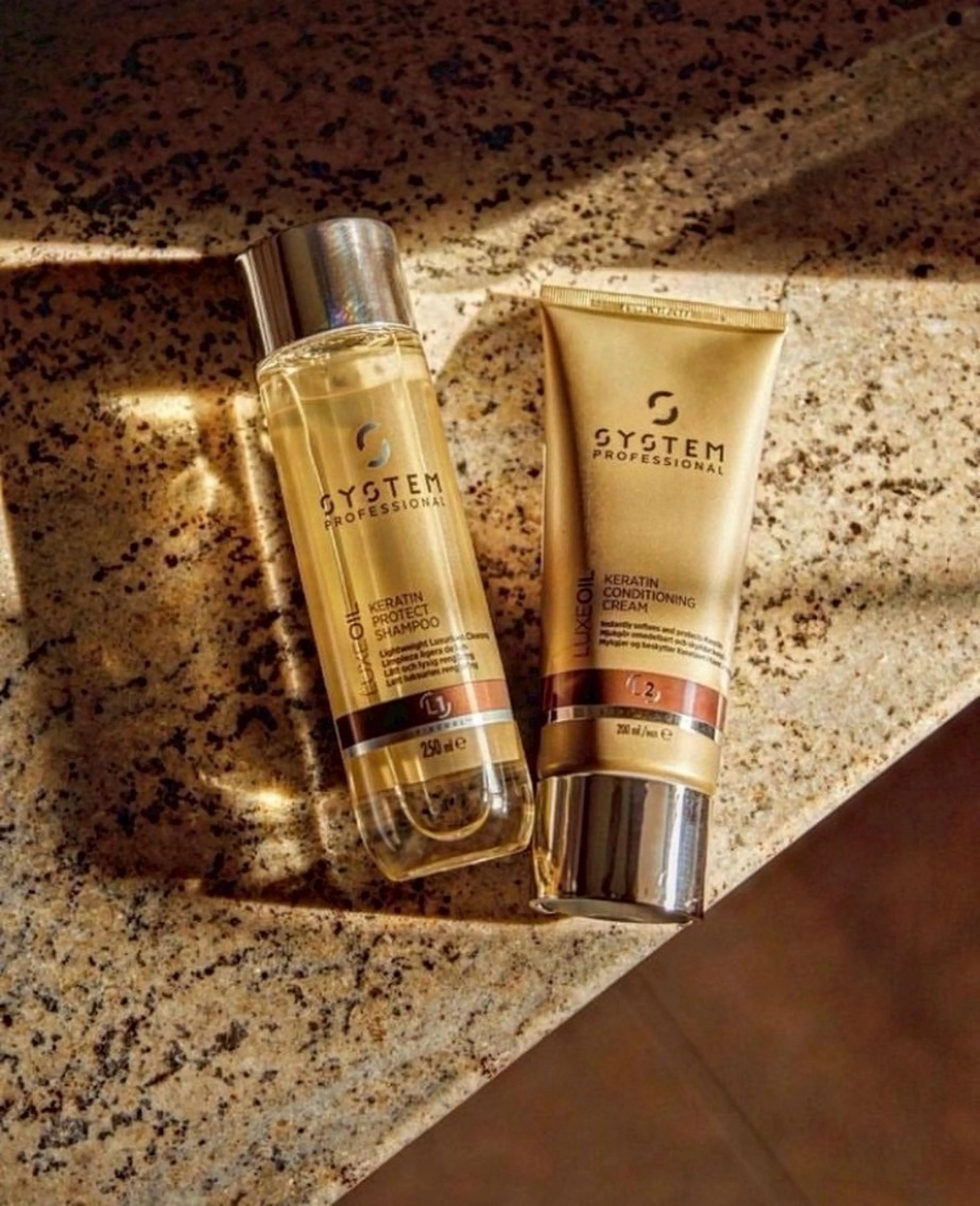 【新規人気No.1】カット+systemトリートメント+超音波アイロンの写真