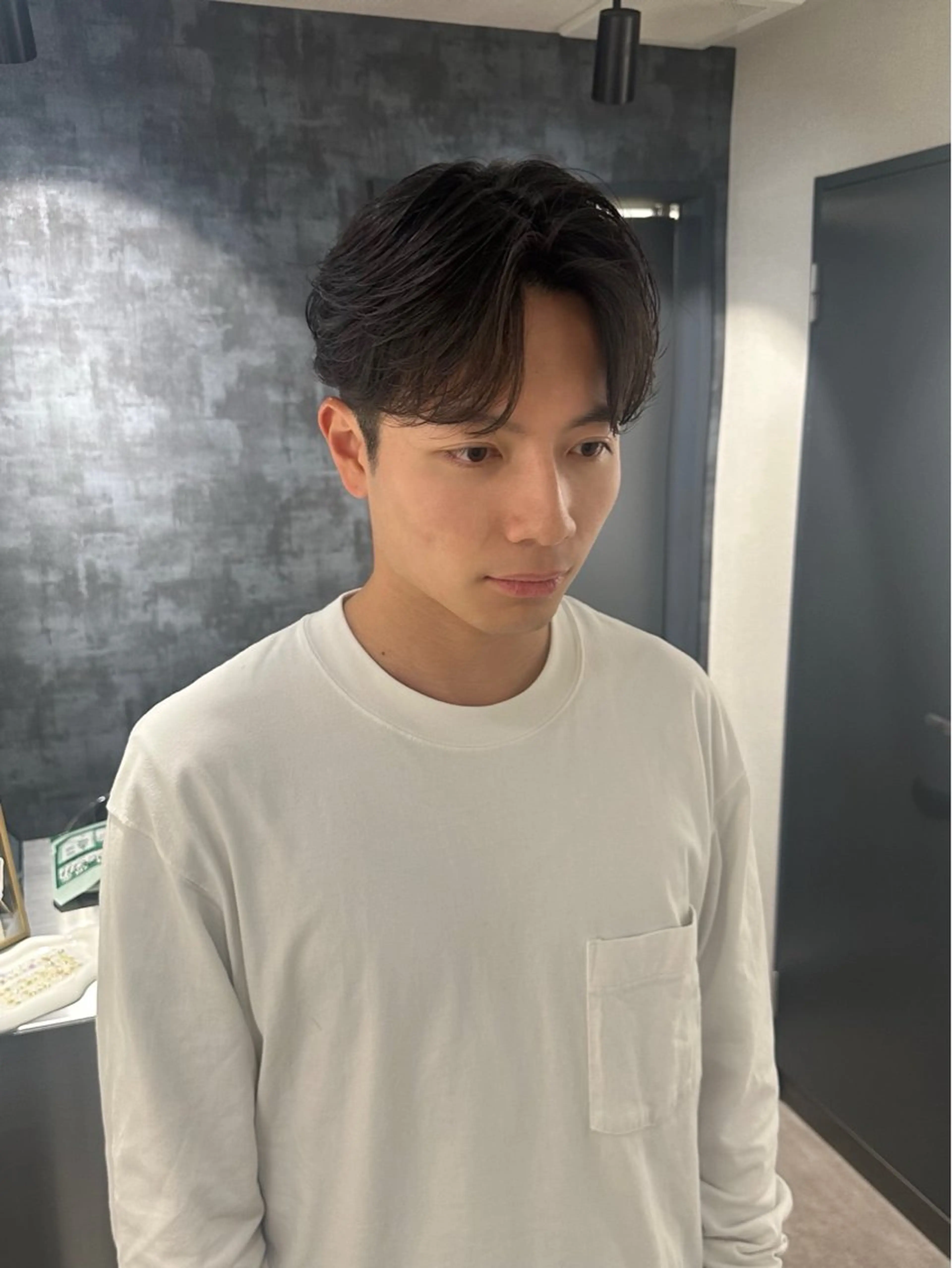 ミディアム パーマ メンズ ミディアムパーマ センターパート メンズパーマ カット 💈センターパート 特化💈山本雄太のヘアスタイル
