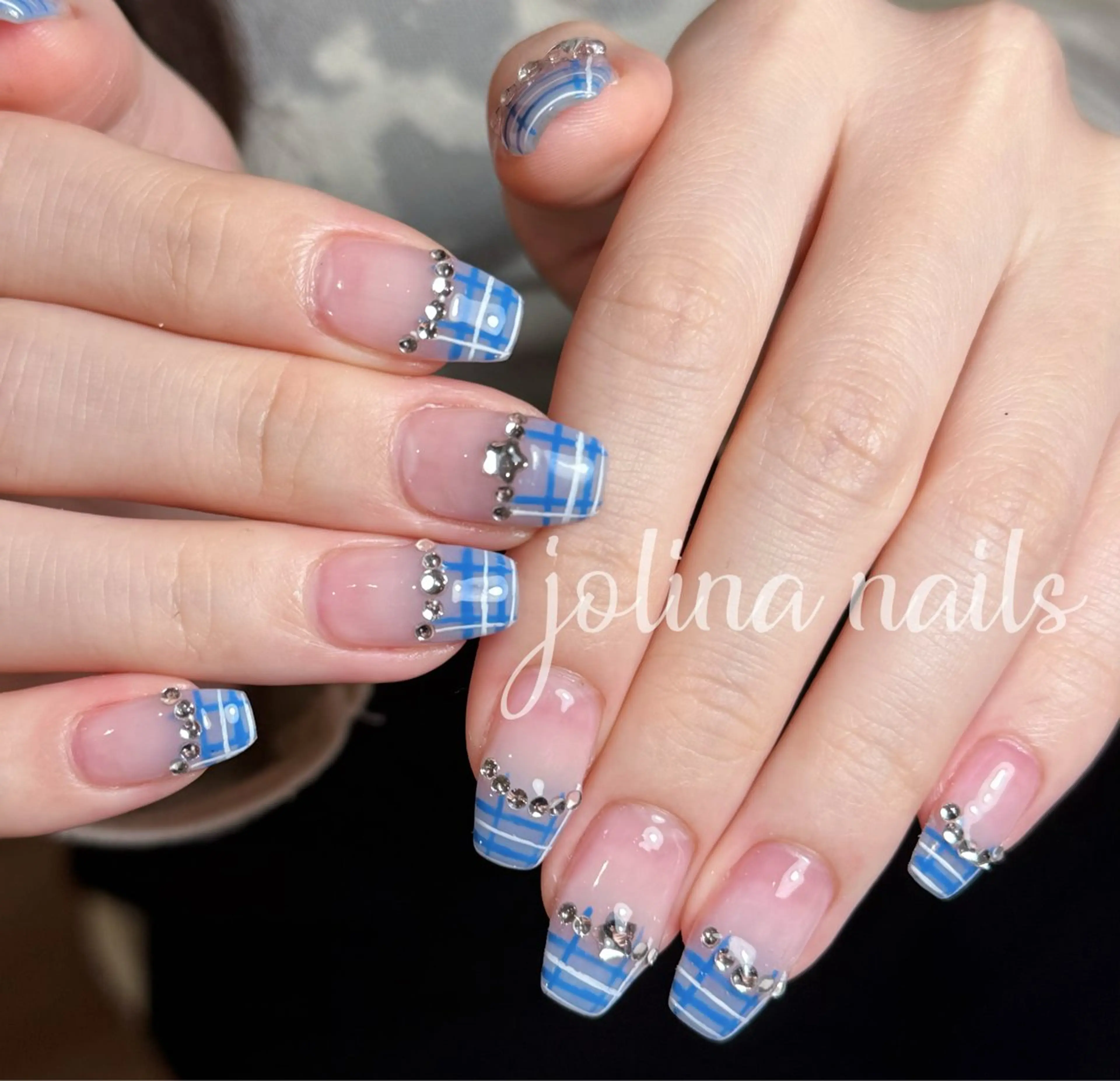 ネイル アートネイル 持ち込み ハンドネイル jolina nails鶴見店のネイルデザイン
