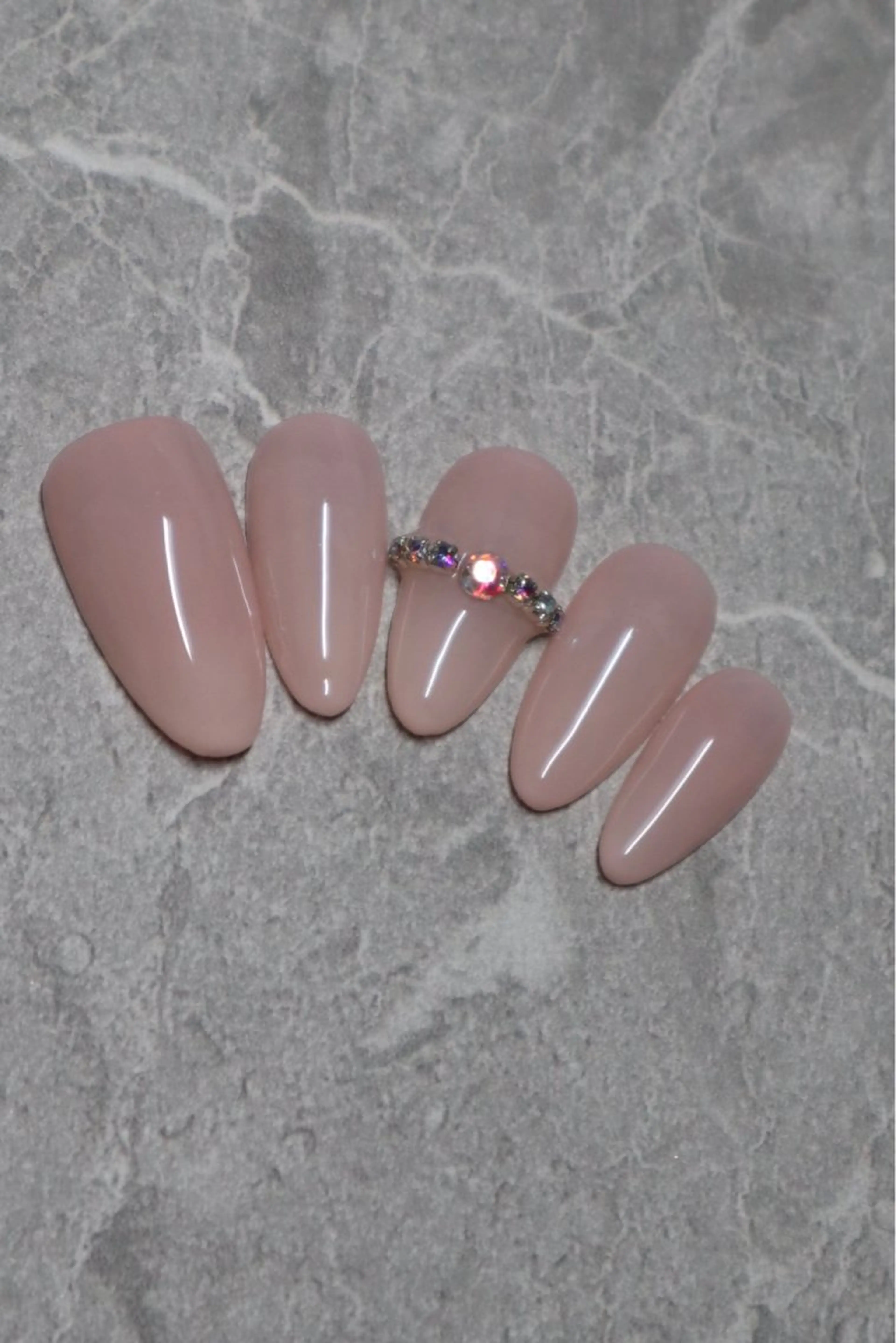 【3名様限定】パーツ付シンプルデザイン(パーツ在庫を使い切るためのセールです)の写真