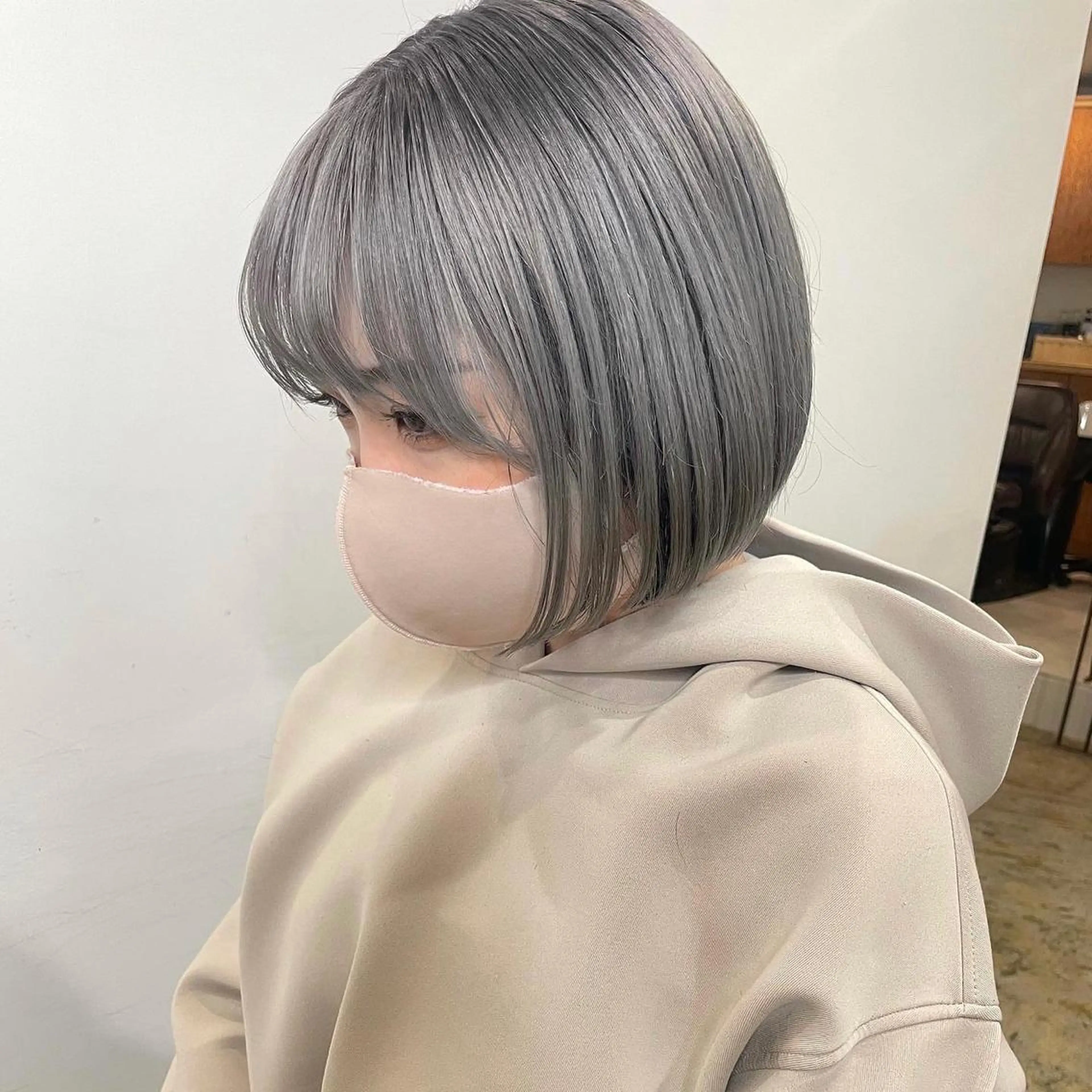 ショート カラー シルバー 北田 美琴 / 柔らかいカラーのヘアスタイル