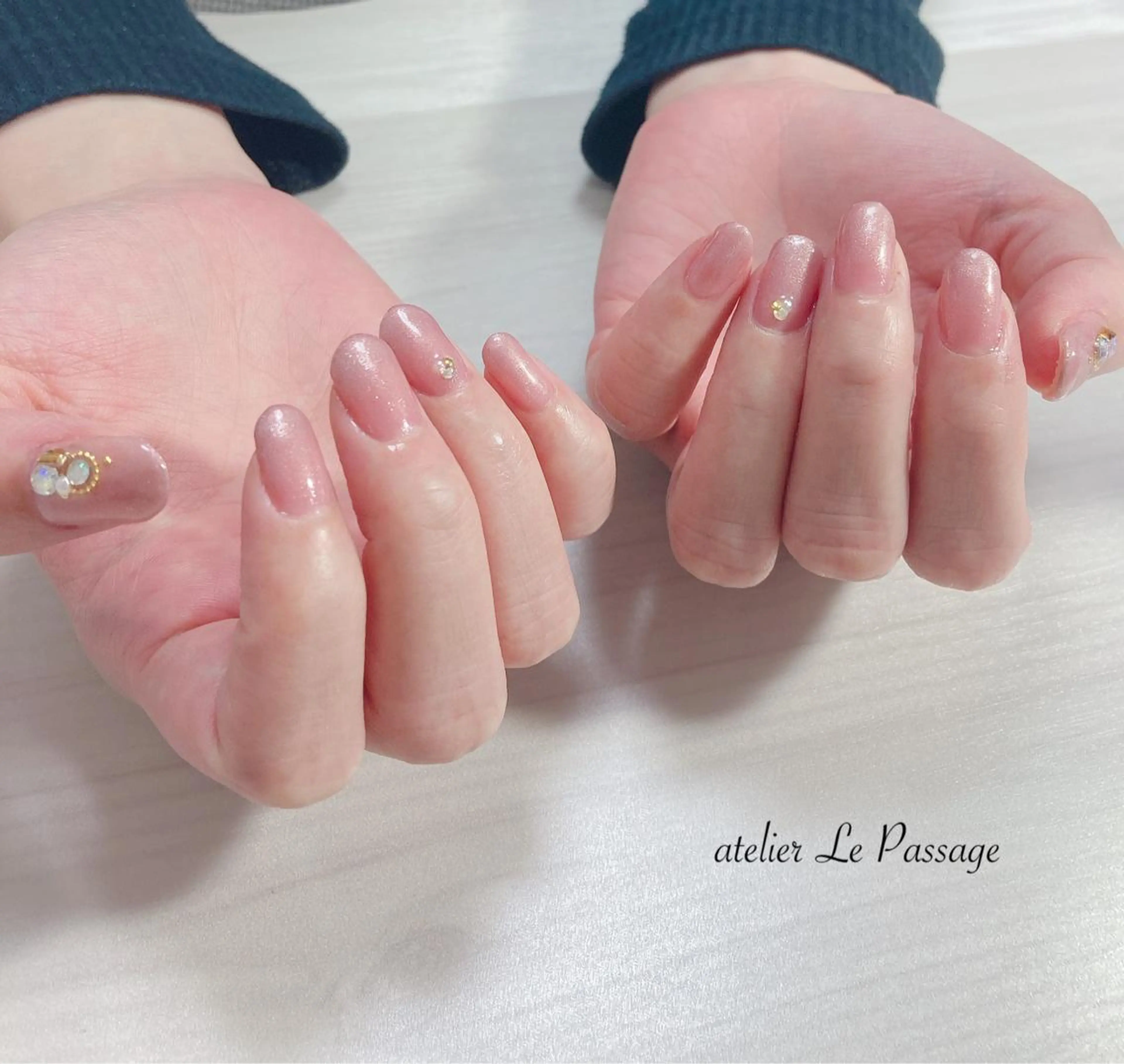 ネイル ジェルネイル グラデーション オフィスネイル ワンカラーネイル パラジェル Atelier Le Passage所属・h nakatsukaのネイルデザイン