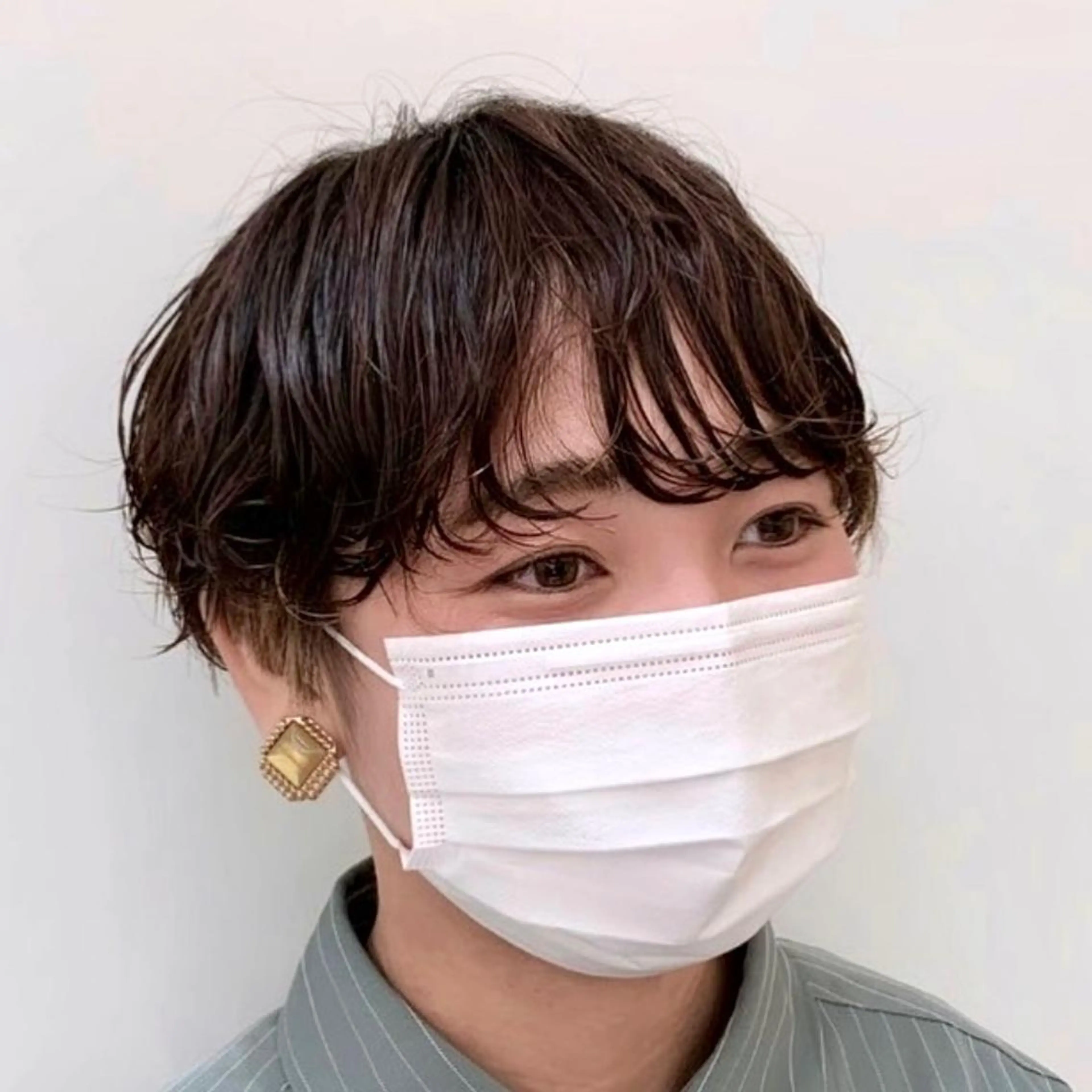 ショート パーマ くせ毛 塩谷 雪花のヘアスタイル
