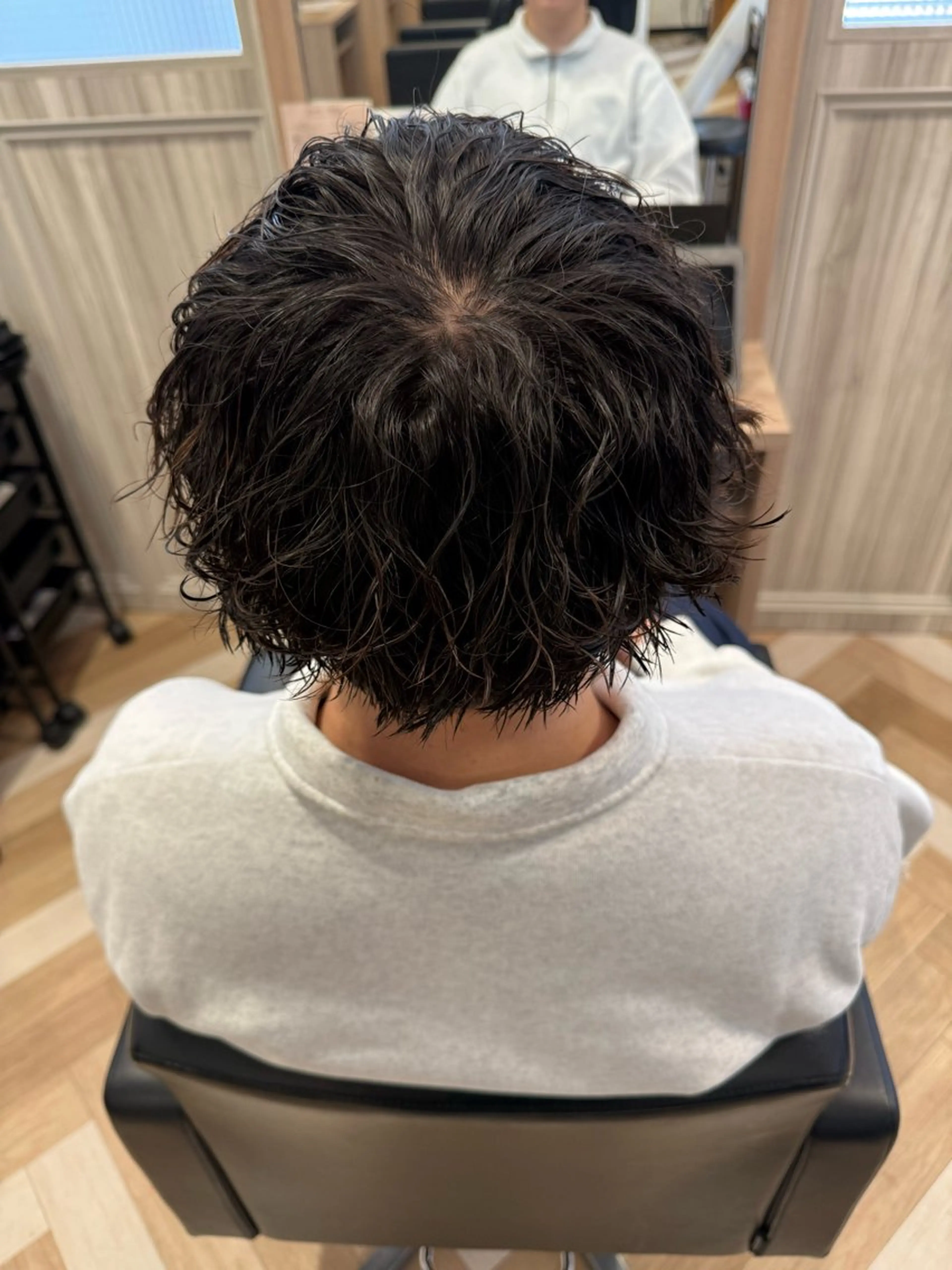 メンズ メンズパーマ メンズツイストパーマ ツイストパーマ カット パーマ 剣持 快吏ARISEのヘアスタイル