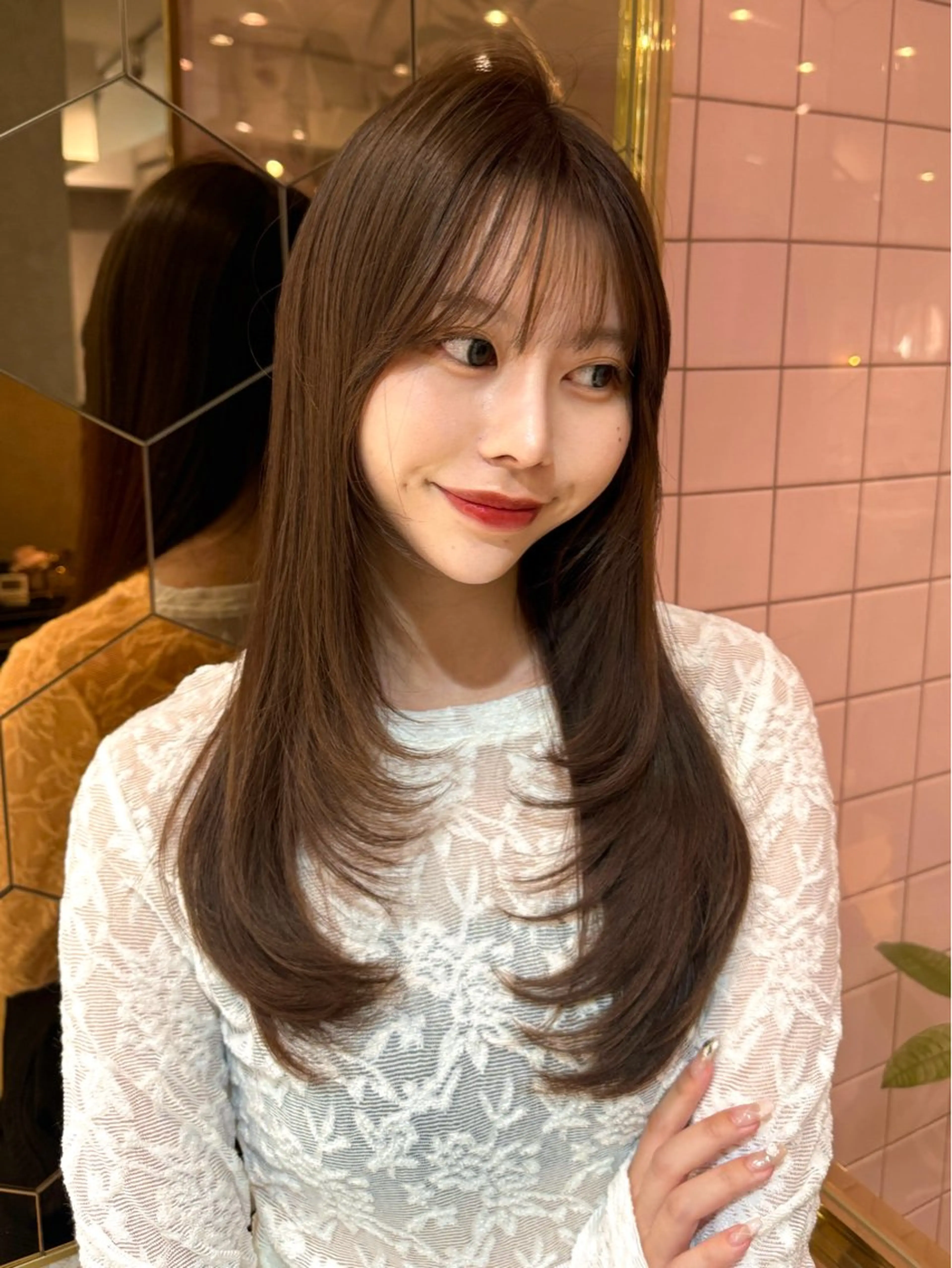 セミロング 韓国風ヘア レイヤーカット カット ヘアカラー トリートメント 🎀しゅな/韓国 レイヤー/透明感♡のヘアスタイル