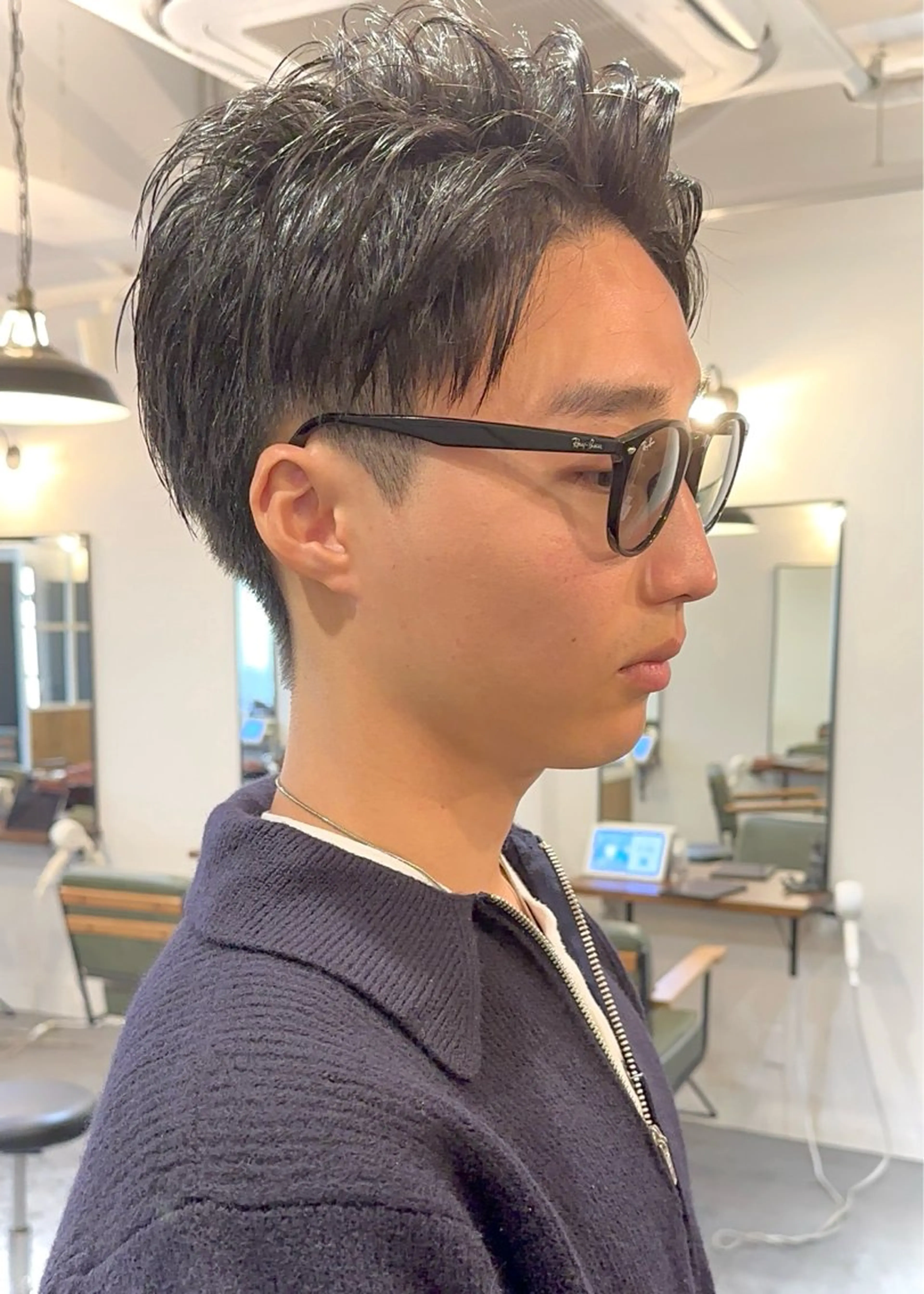 【深夜割】目元も髪型も清涼感ある爽やかな印象に❕メンズデザインカットシャンプー＋眉カットの写真