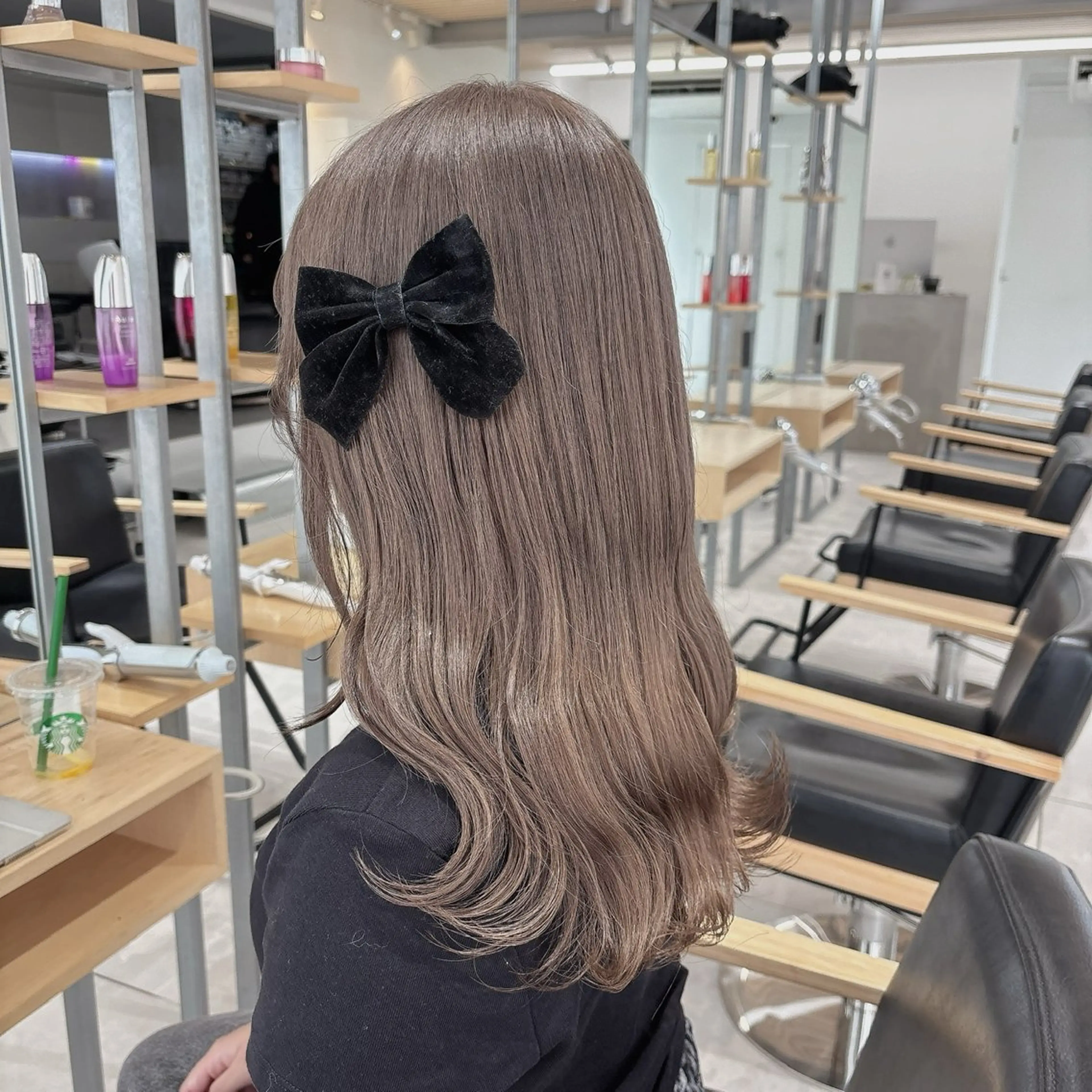 セミロング ヘアカラー ヘアセット ゆるふわ透明感カラー 🎀ほの/表参道のヘアスタイル