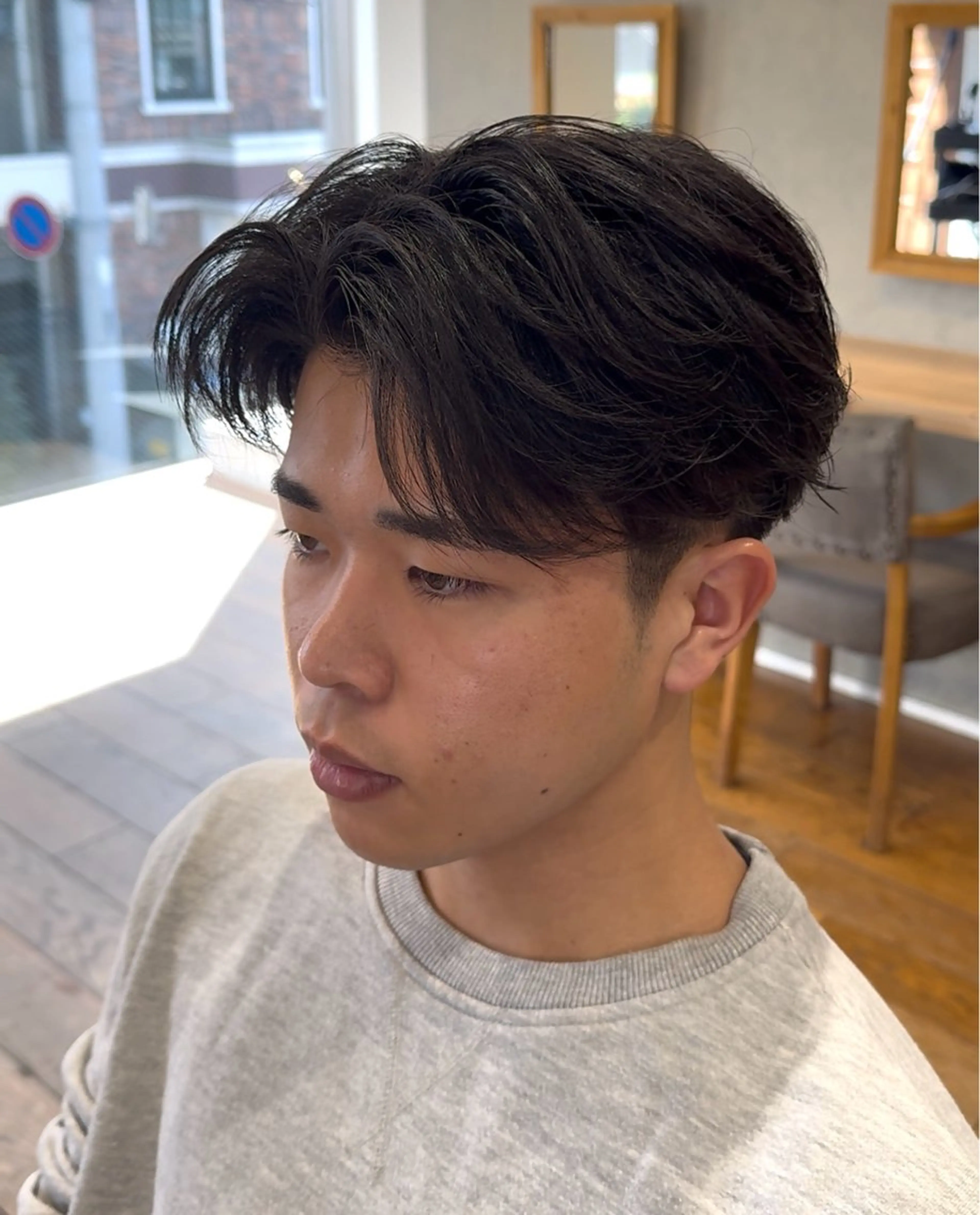 パーマ メンズ センターパート カット パーマ vivid所属・麻生誠 メンズ特化❤️‍🔥のヘアスタイル