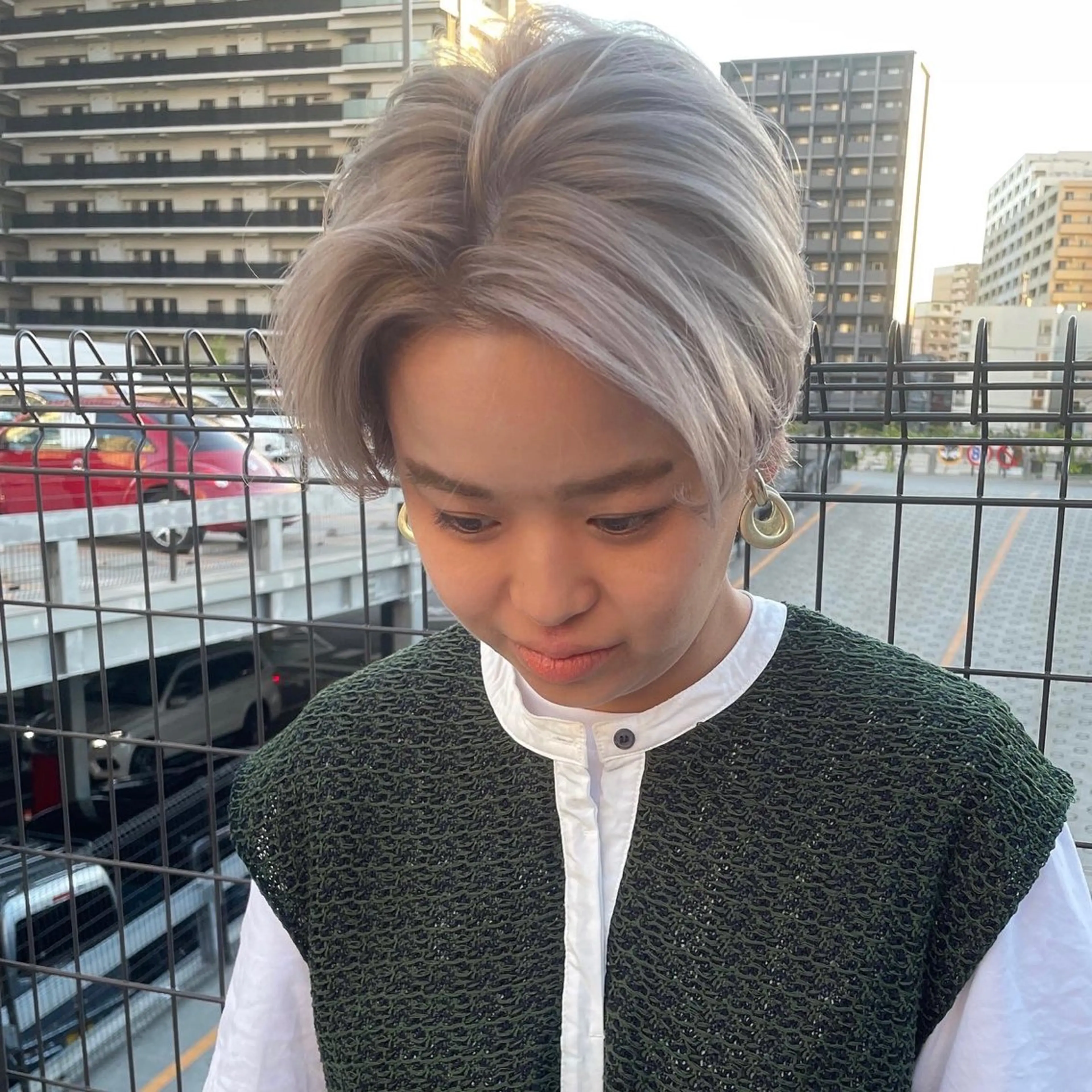ショート カラー ツイストパーマ カット ヘアカラー メンズヘア特化 崎田 成人のヘアスタイル
