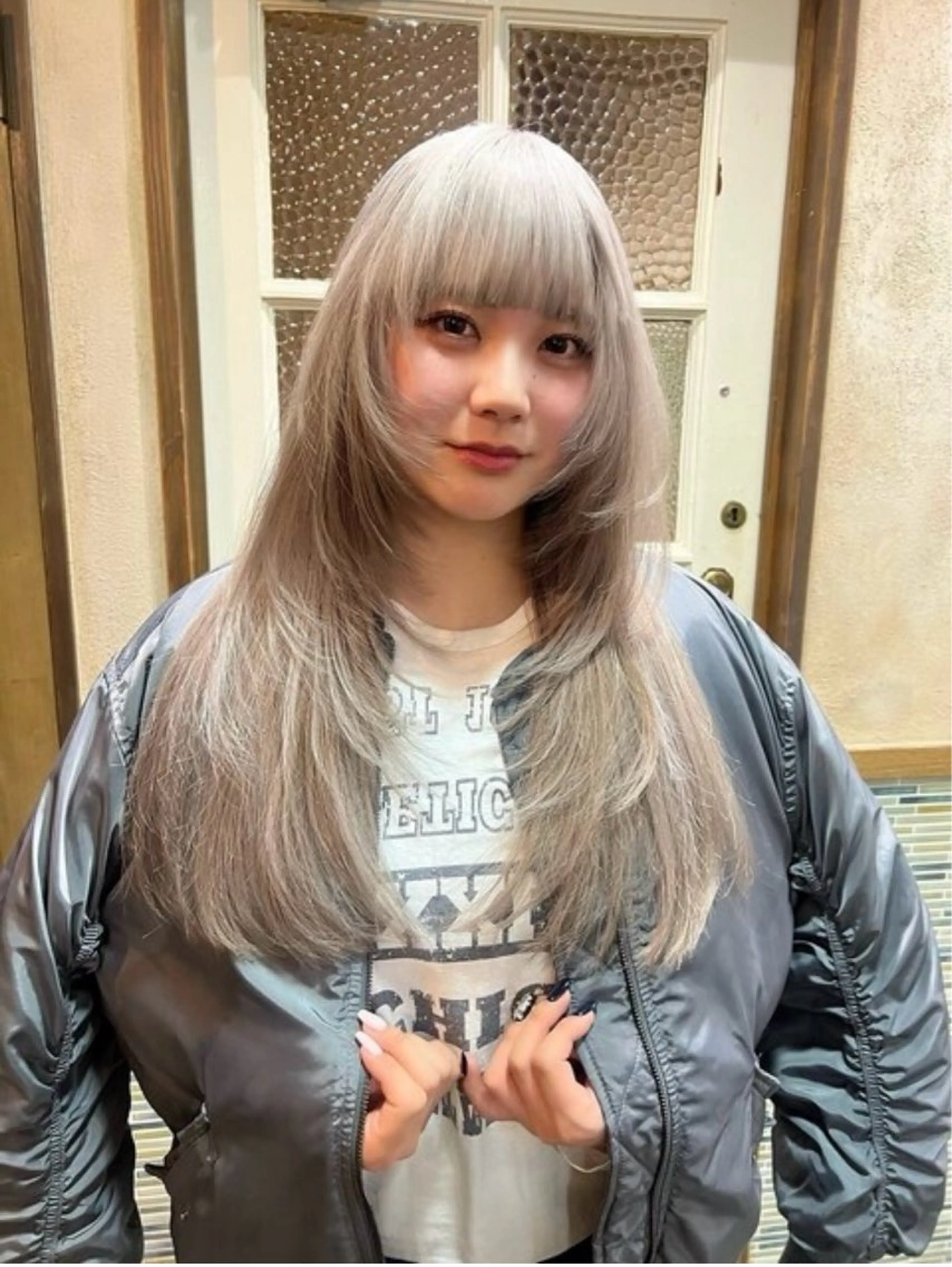 ロング レイヤーカット ロング ハイトーン/デザイン honokaのヘアスタイル