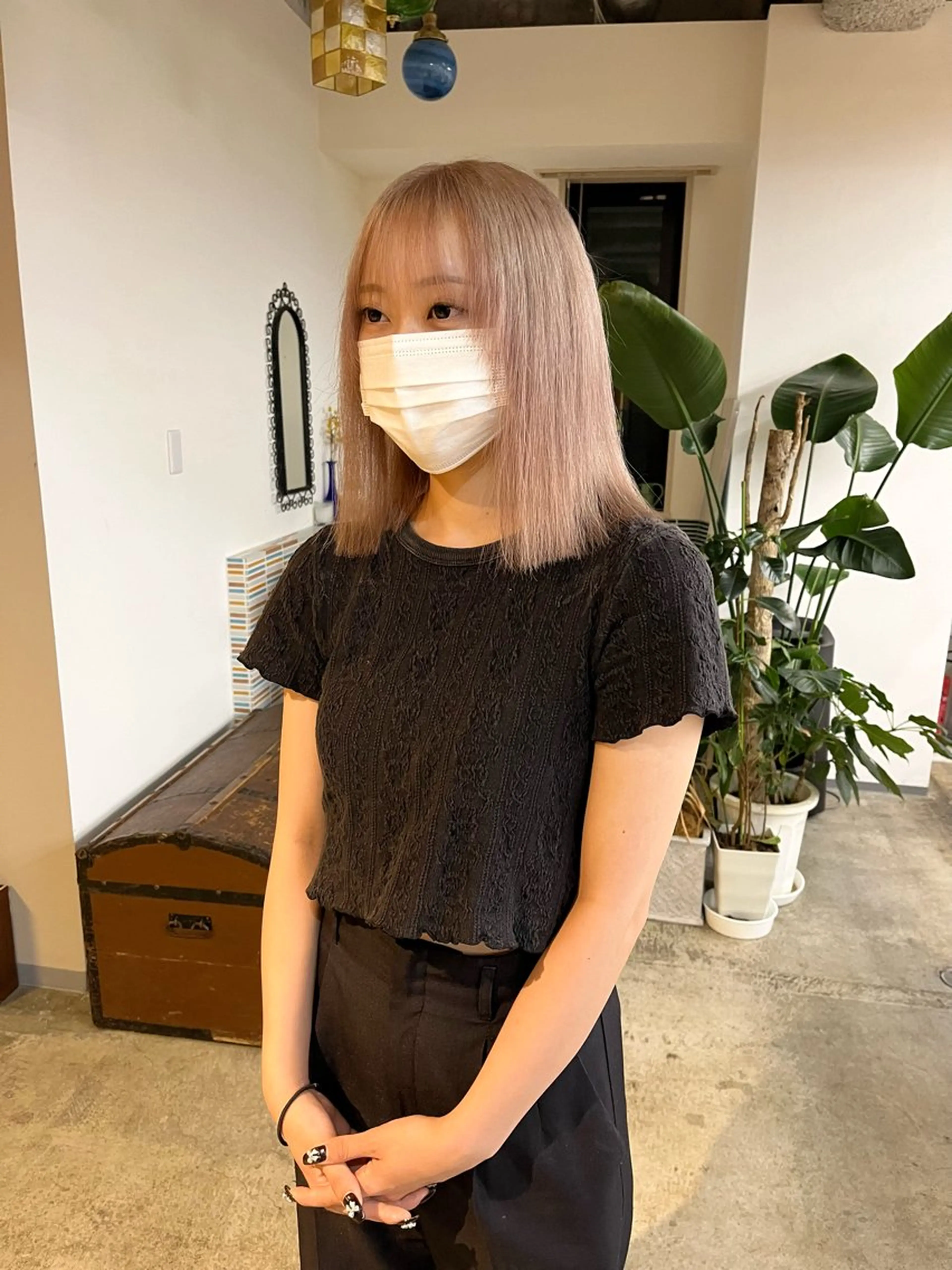 ミディアム カラー ベージュカラー ブリーチ ホワイトベージュ カット ヘアカラー トリートメント 🩷ハイトーン透明感 レイヤー🩷ユリカのヘアスタイル