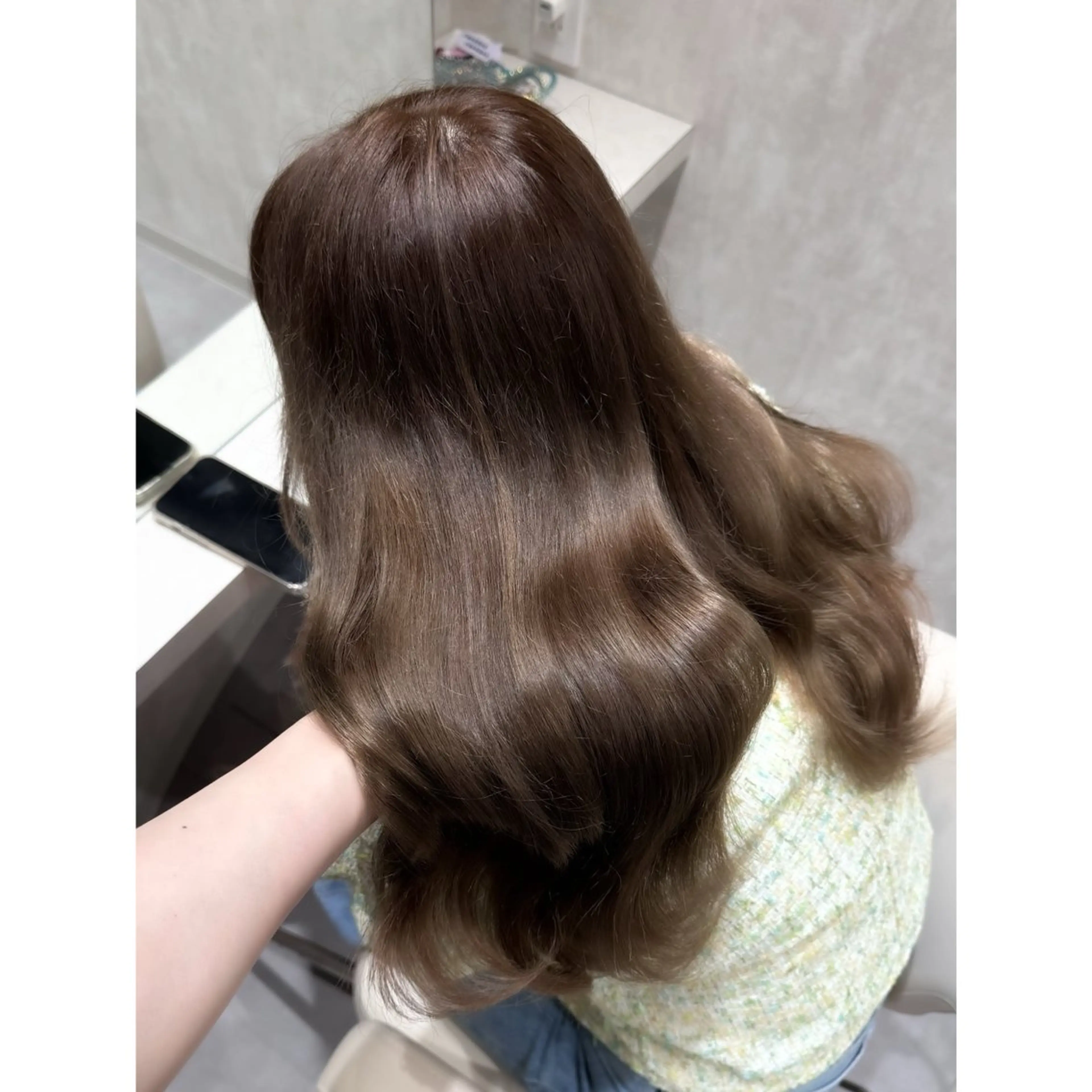 ロング カラー ブリーチ ヘアカラー LOTTA CUCCI所属・miyu /トレンド カラー×艶髪のヘアスタイル