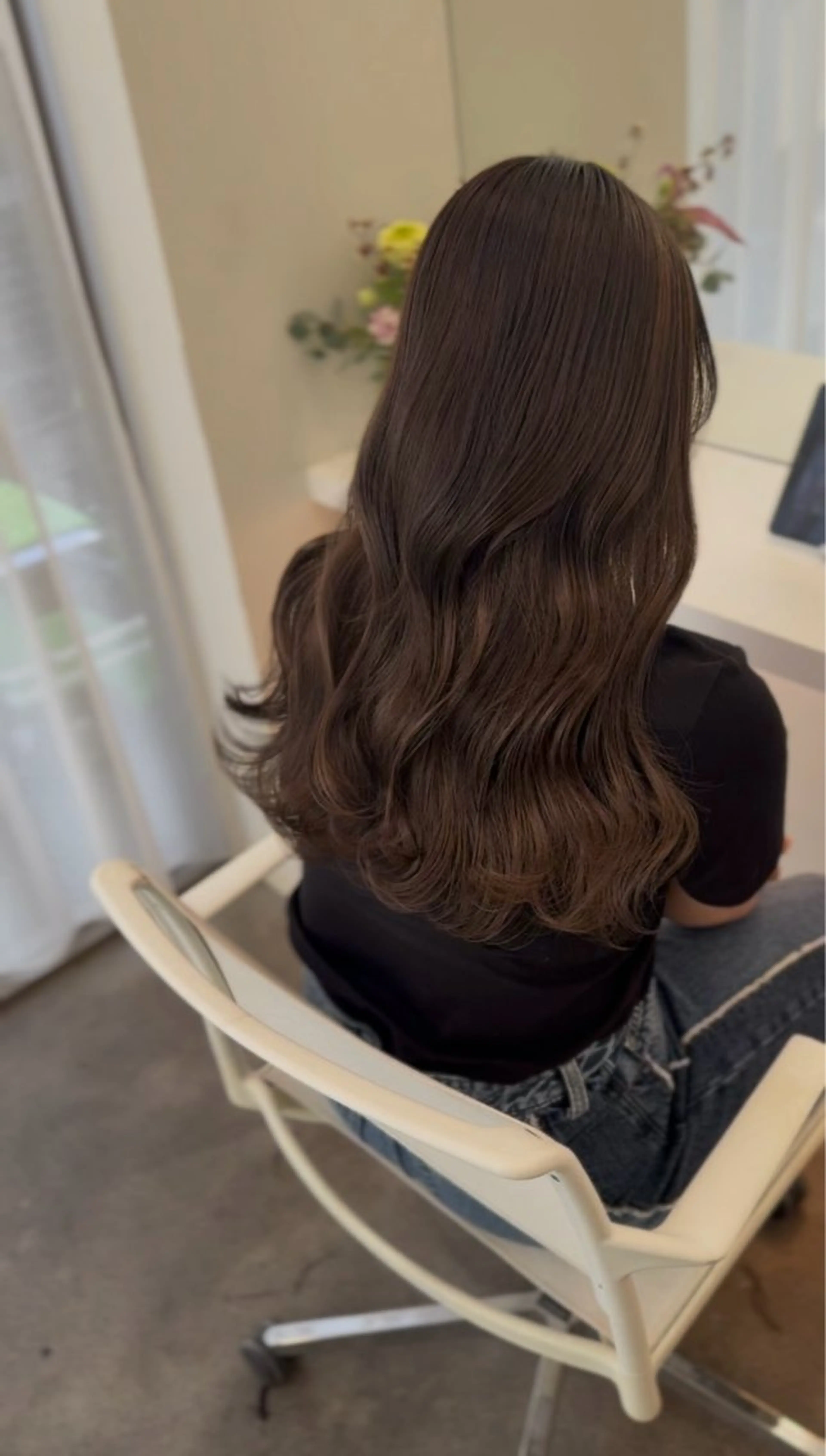 セミロング ayumi ／透明感カラーのヘアスタイル