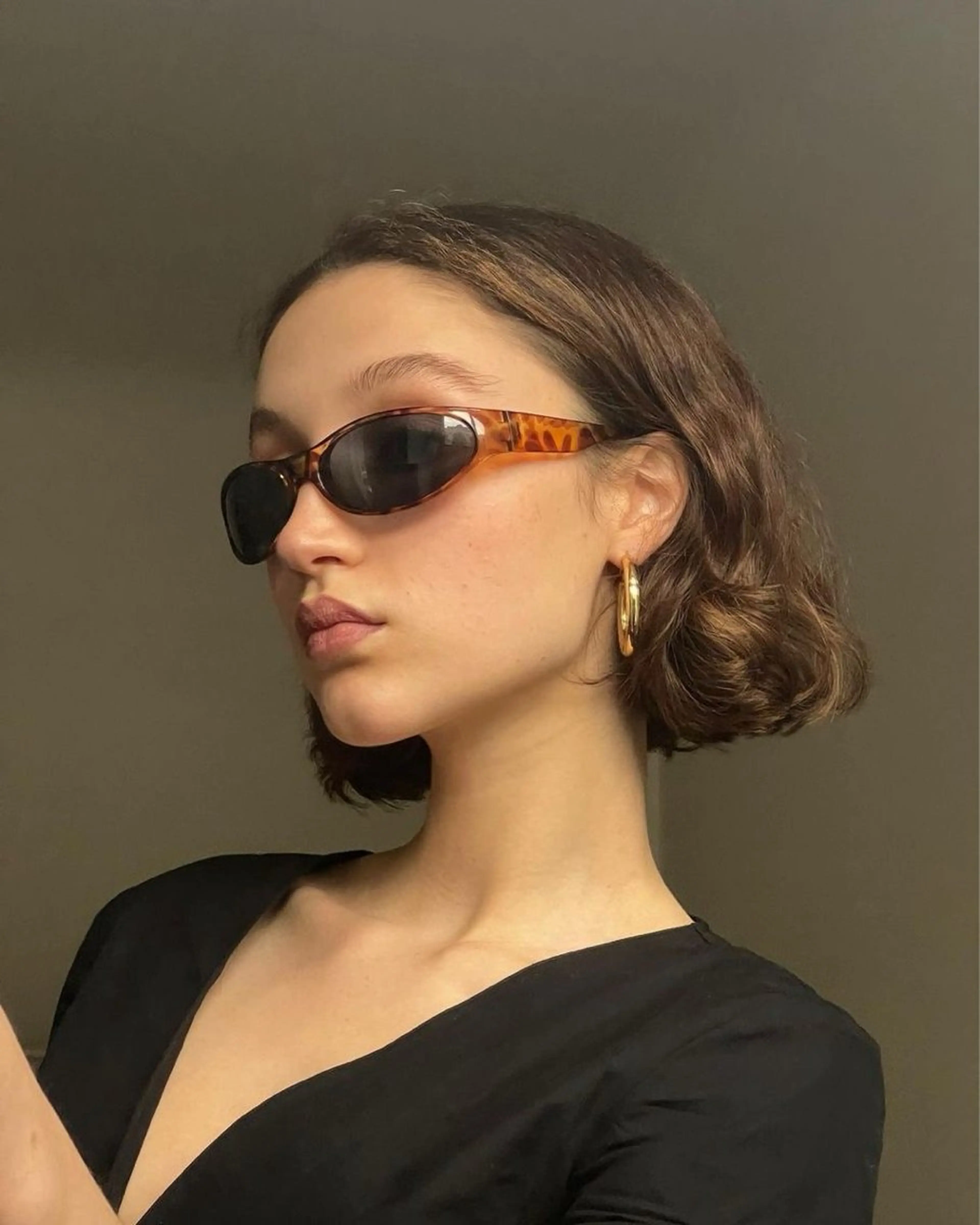 ミディアム 西村 絵美里のヘアスタイル