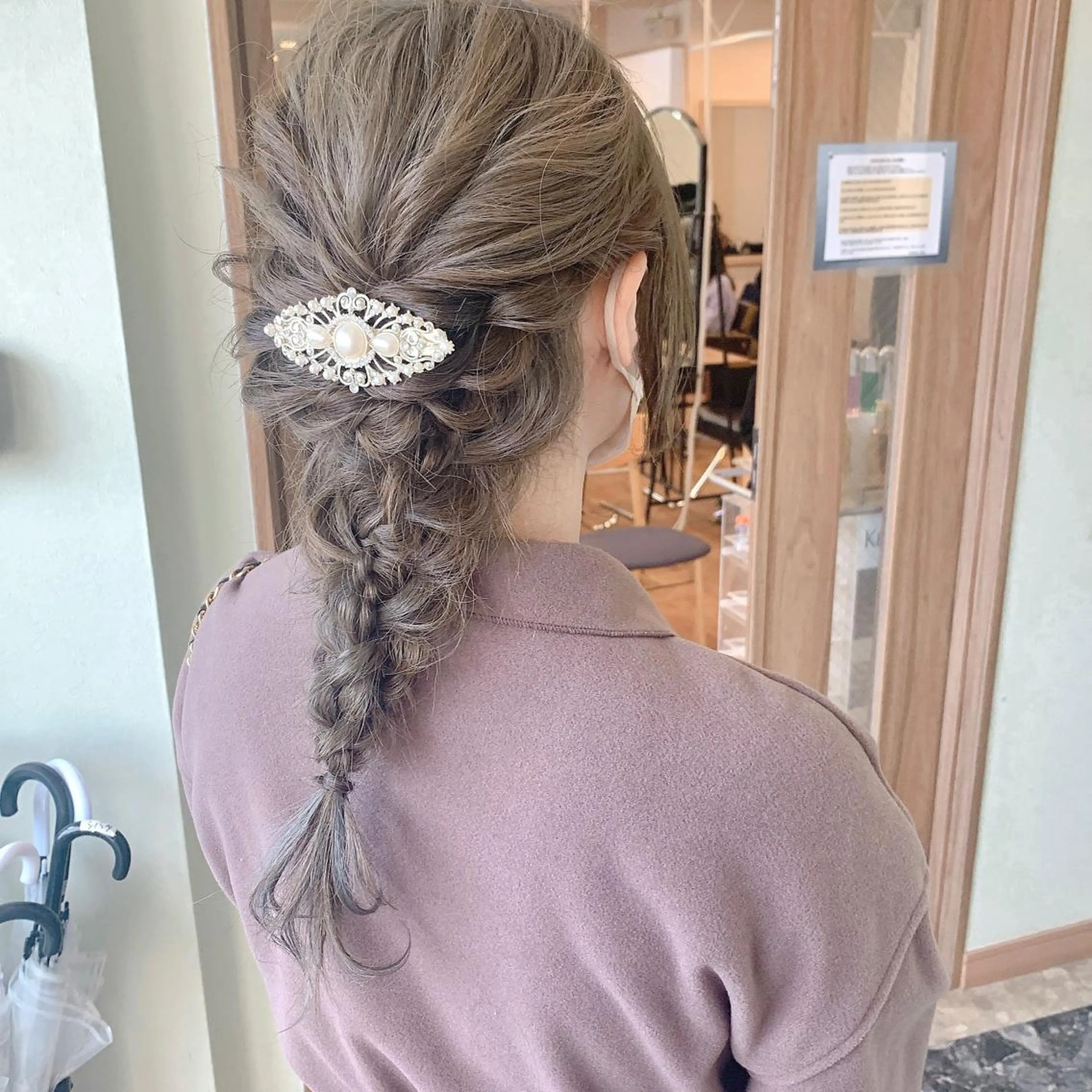 ロング ヘアアレンジ ヘアセット NUMBER_ ユイナのヘアスタイル