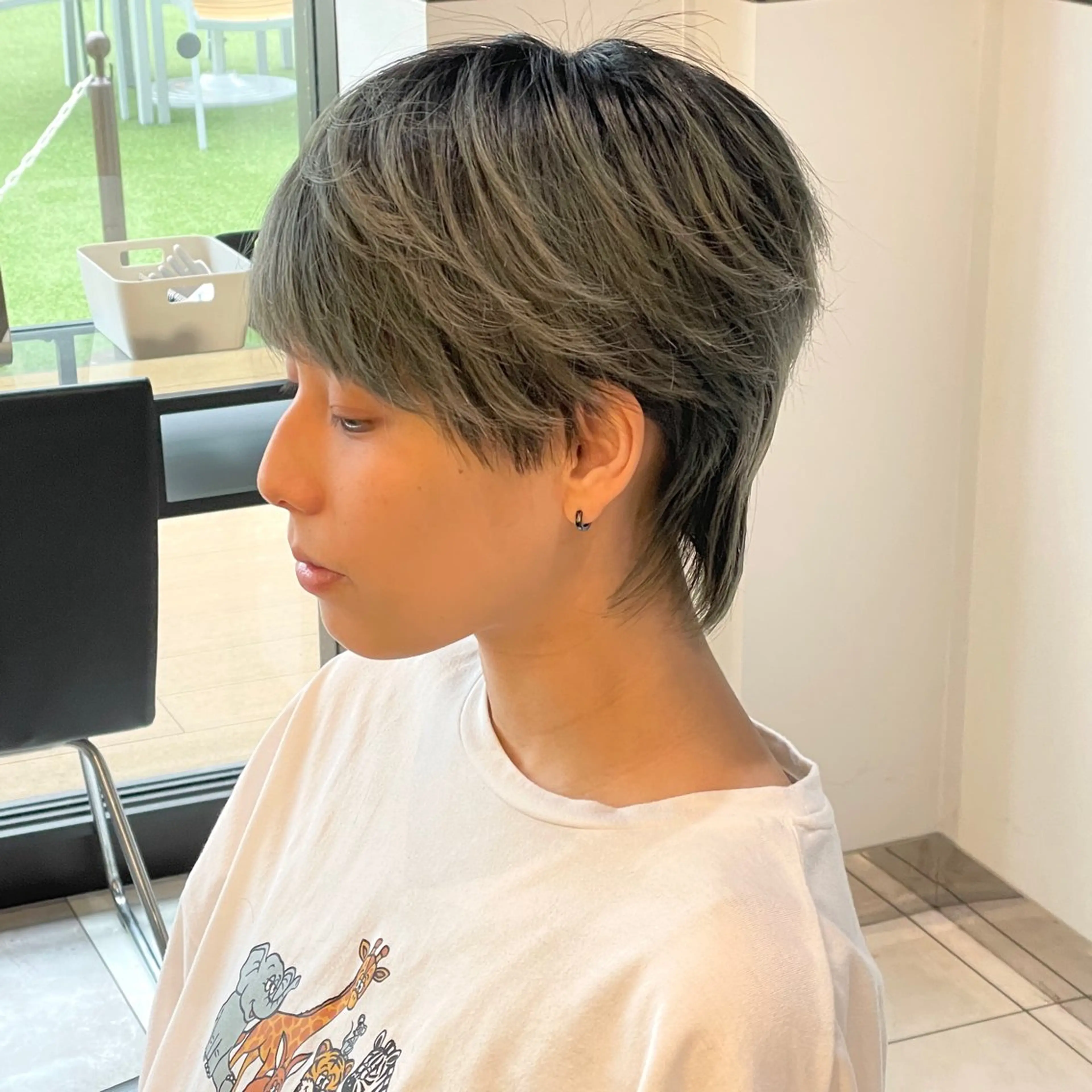 ショート カラー ウルフカット カット ヘアカラー パーマと質感改善 崎田 成人のヘアスタイル