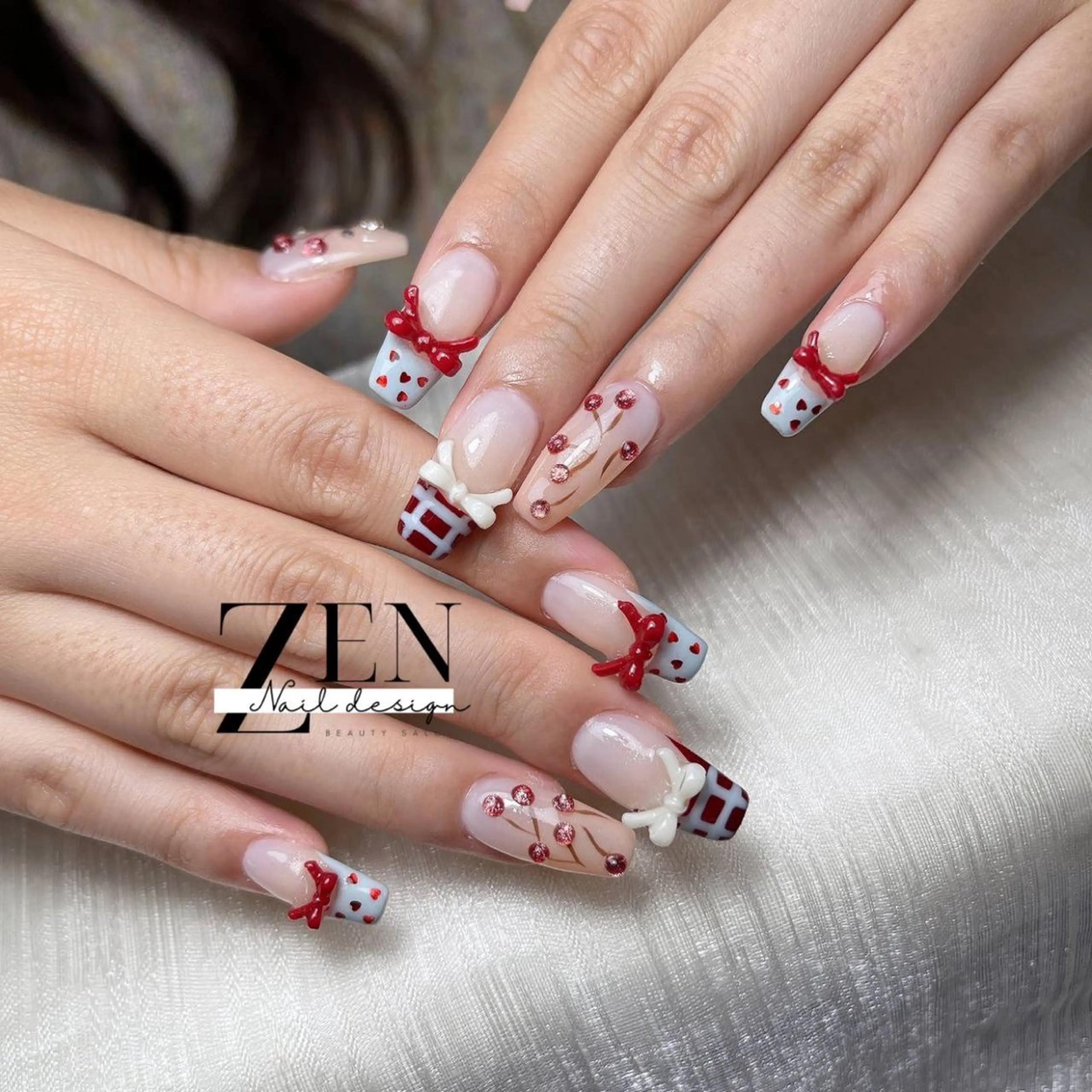 ネイル チークネイル 長さ出し フレンチネイル 韓国ネイル マグネットネイル ハンドネイル Zen Nail Design 池袋のネイルデザイン