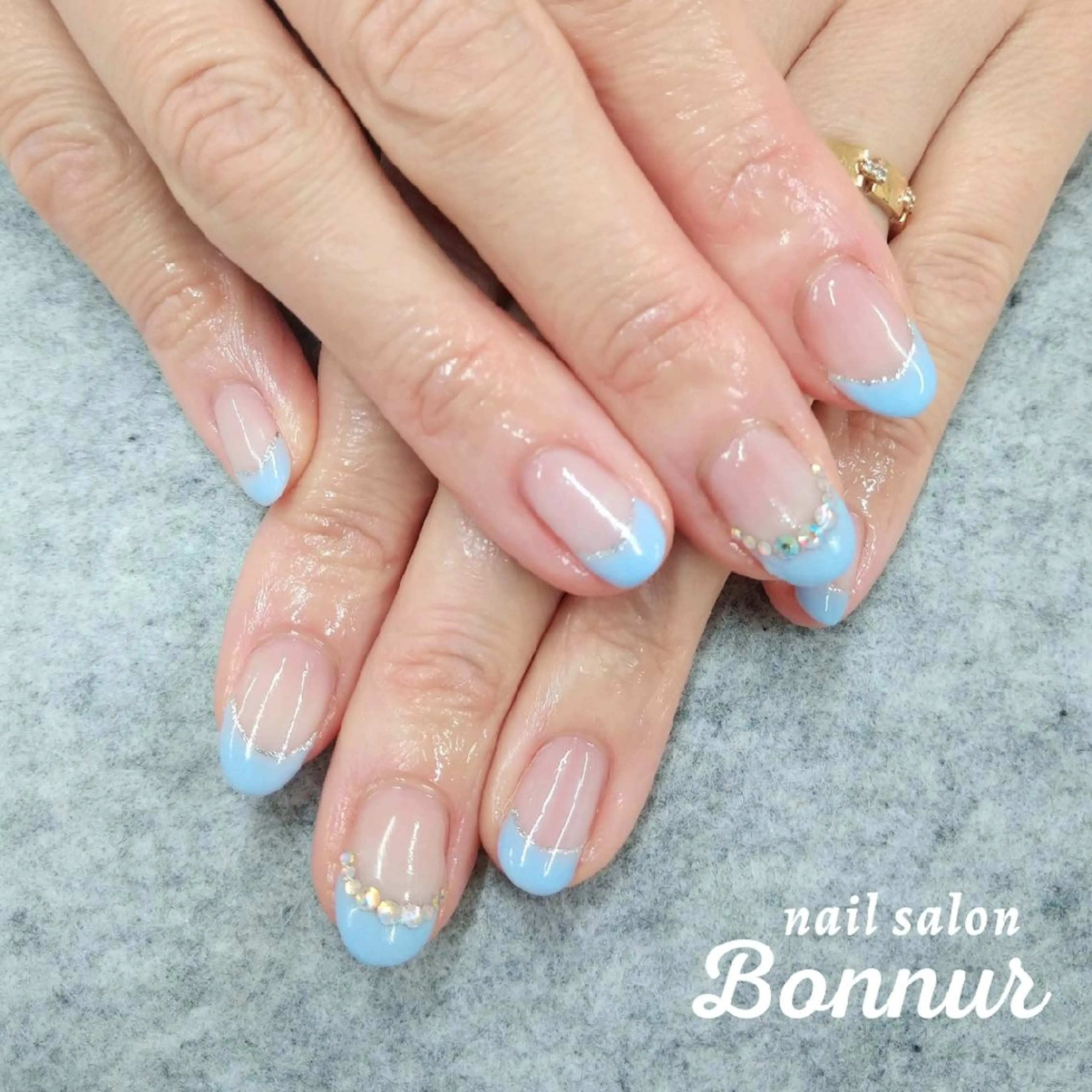 ネイル シンプルネイル RuHE （BB nail)のネイルデザイン