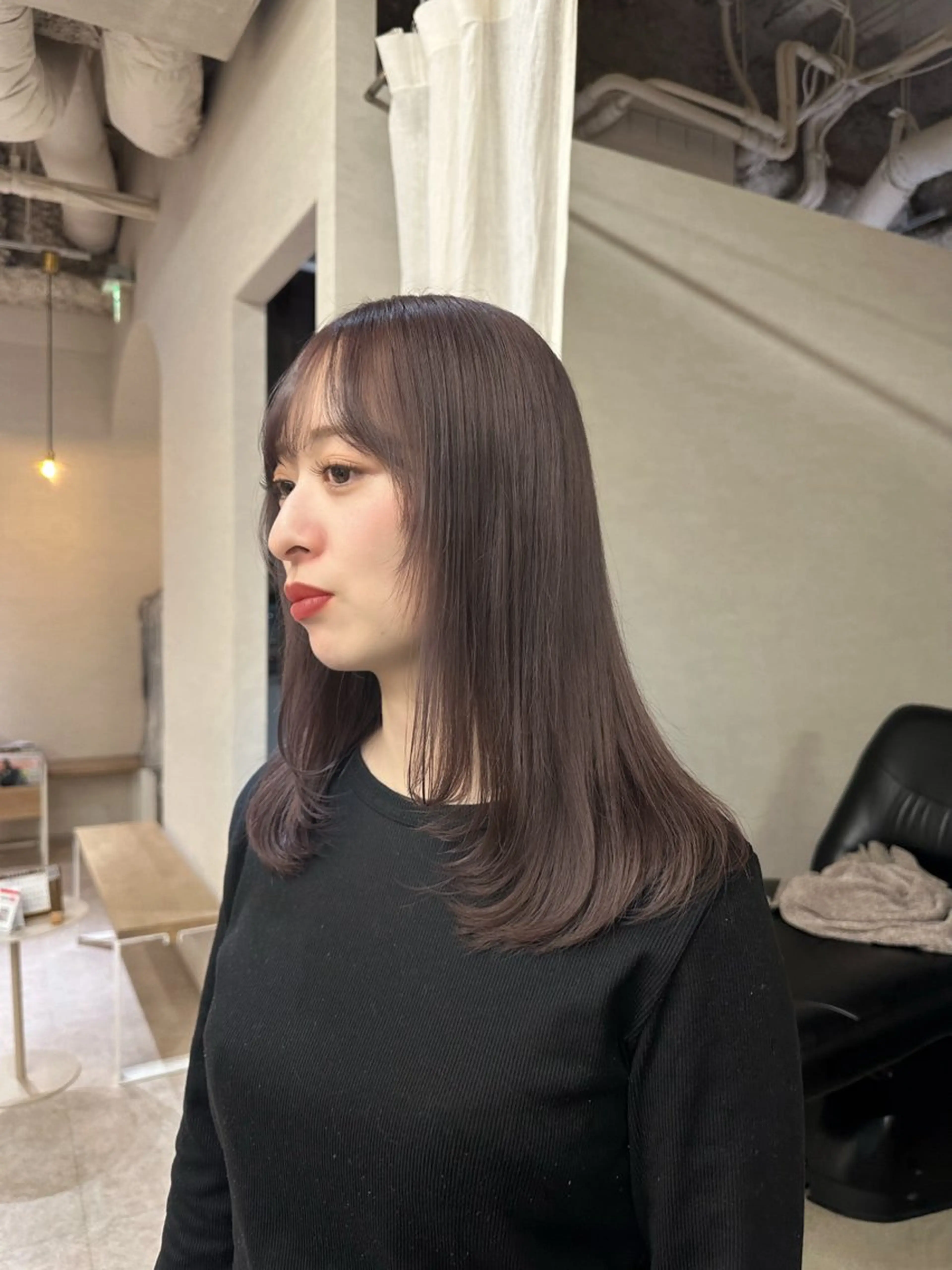 ミディアム 🩵梅田/艶カラー 花音のヘアスタイル