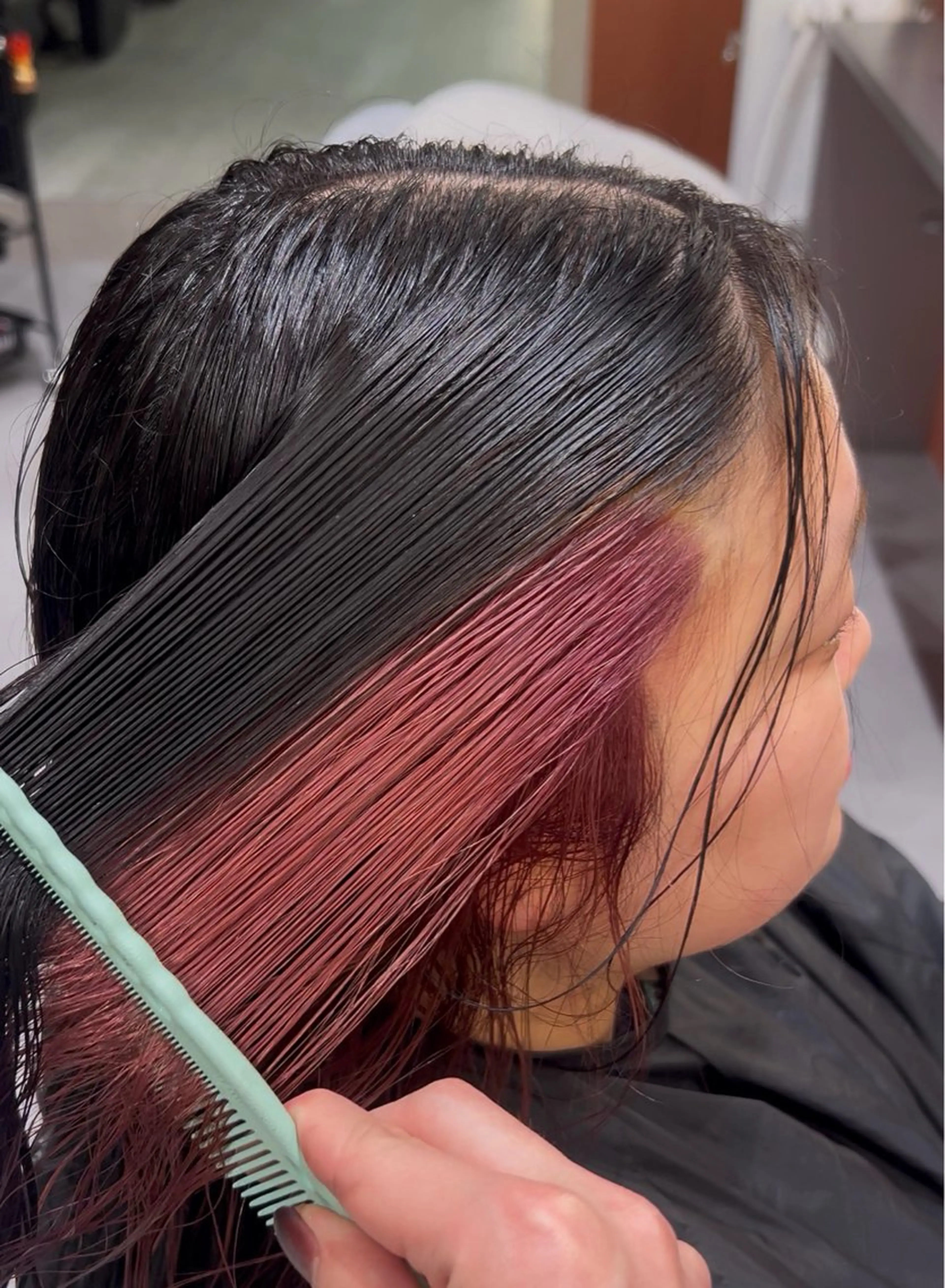 ミディアム 🌈ハイトーン🌈 OKAGOのヘアスタイル