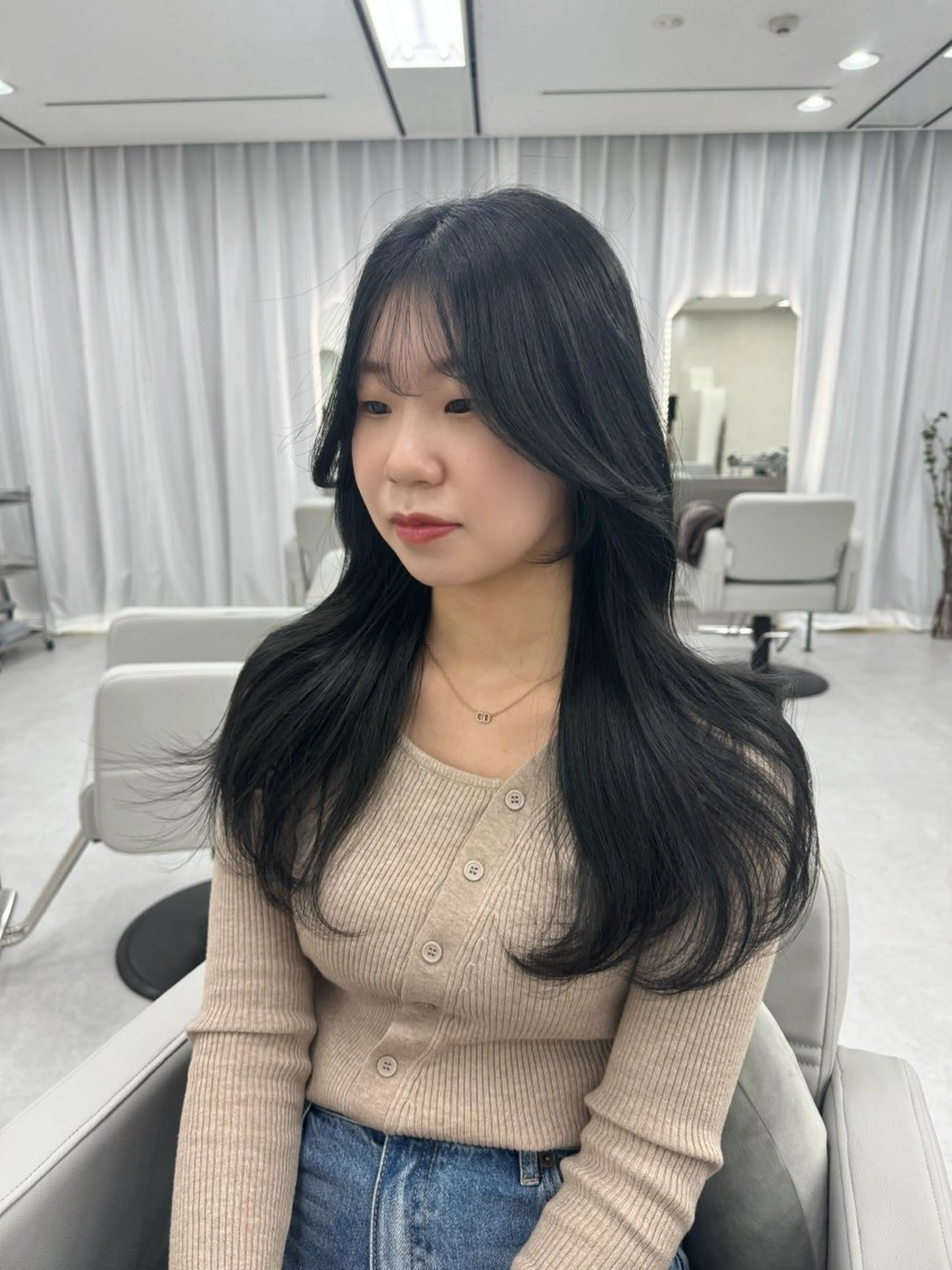 ロング カラー レイヤーカット 韓国ヘア特化🇰🇷 心斎橋【ユリカ】のヘアスタイル