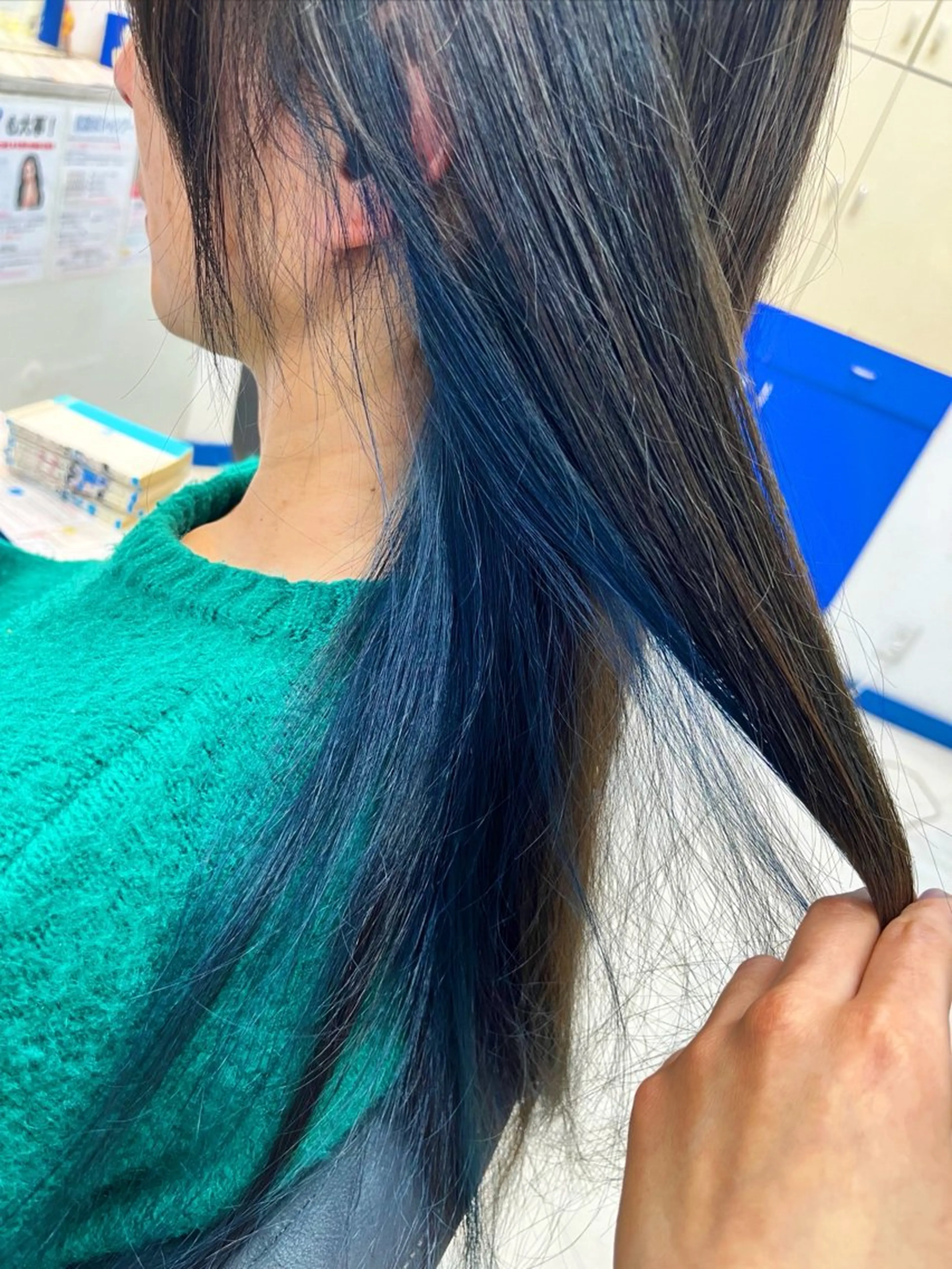86futureshair所属・岡田 麻矢のヘアスタイル