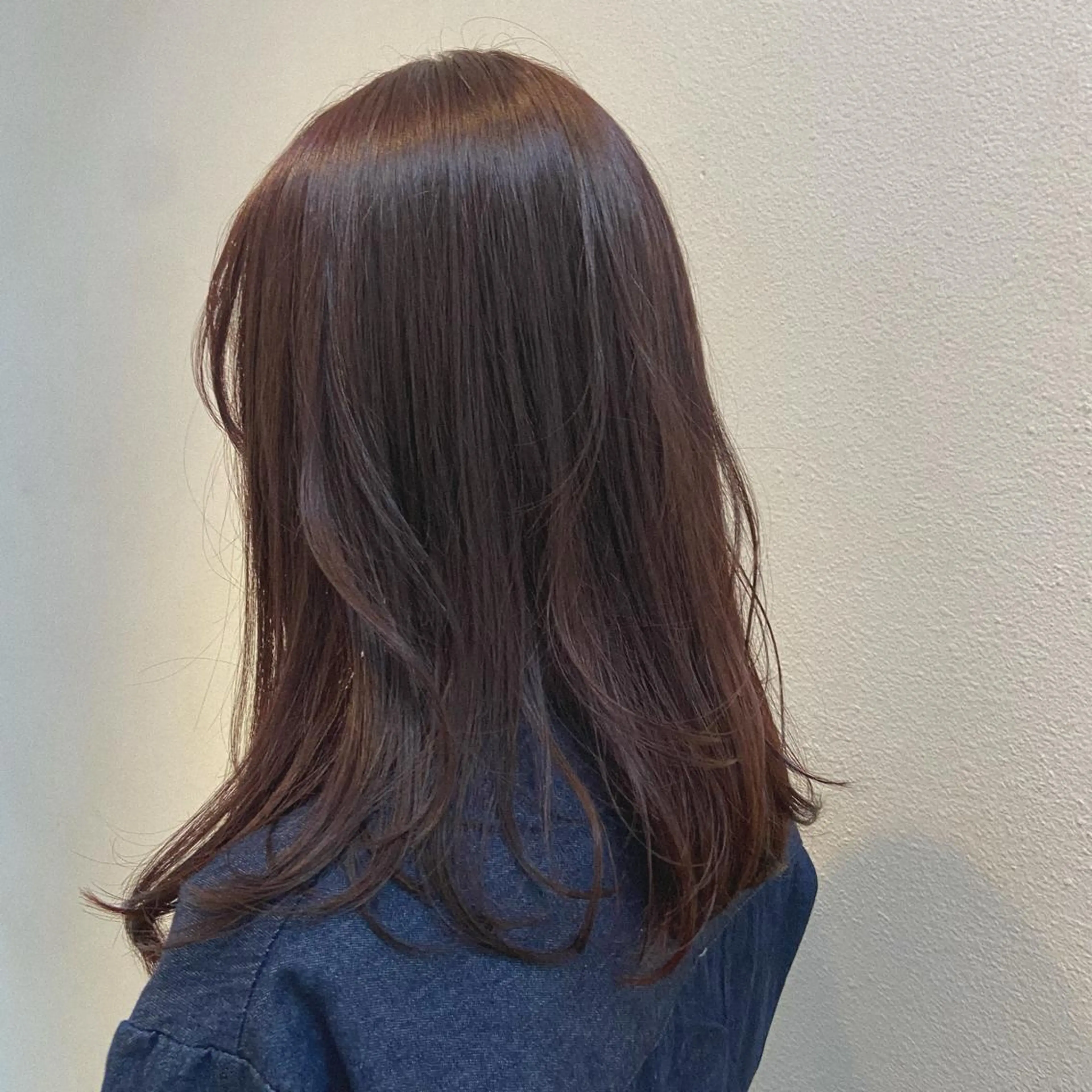 ロング カット ヘアカラー 🍒マツダ エナ‎🤍のヘアスタイル