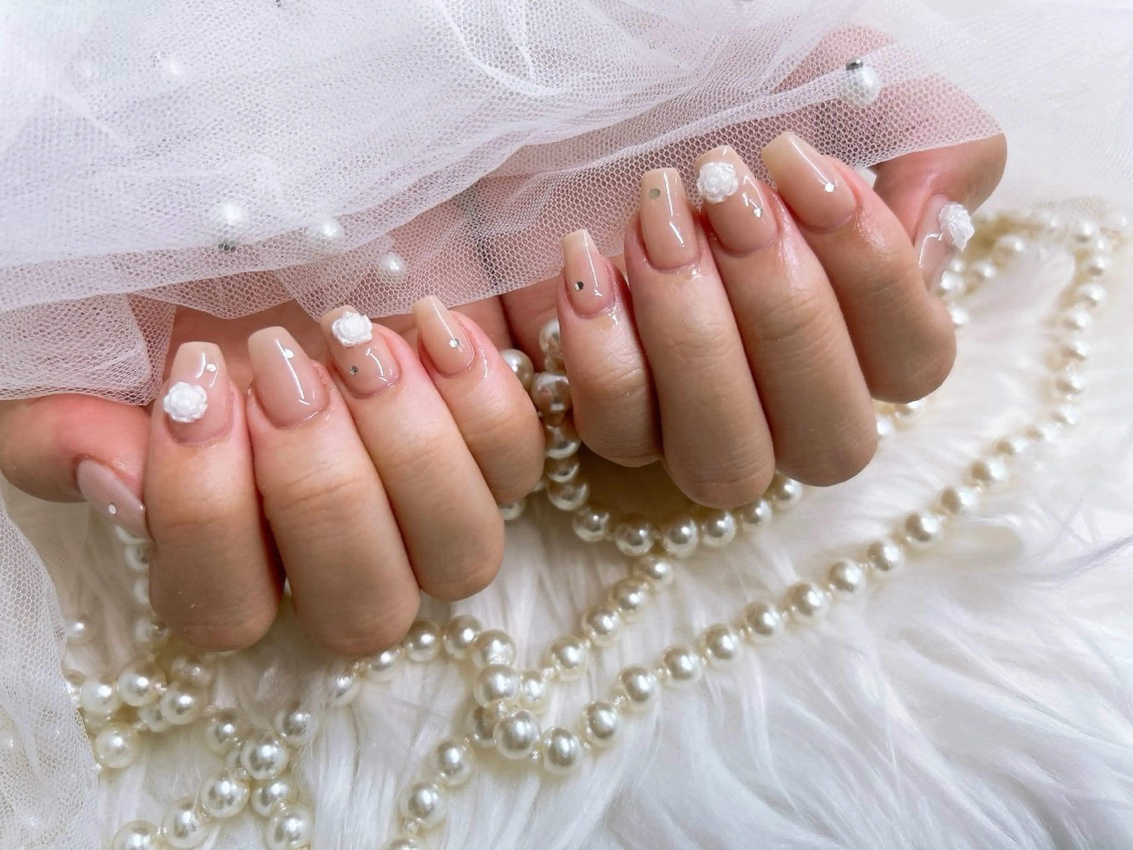 ミディアム ハンドネイル Nailsalon Angeのネイルデザイン