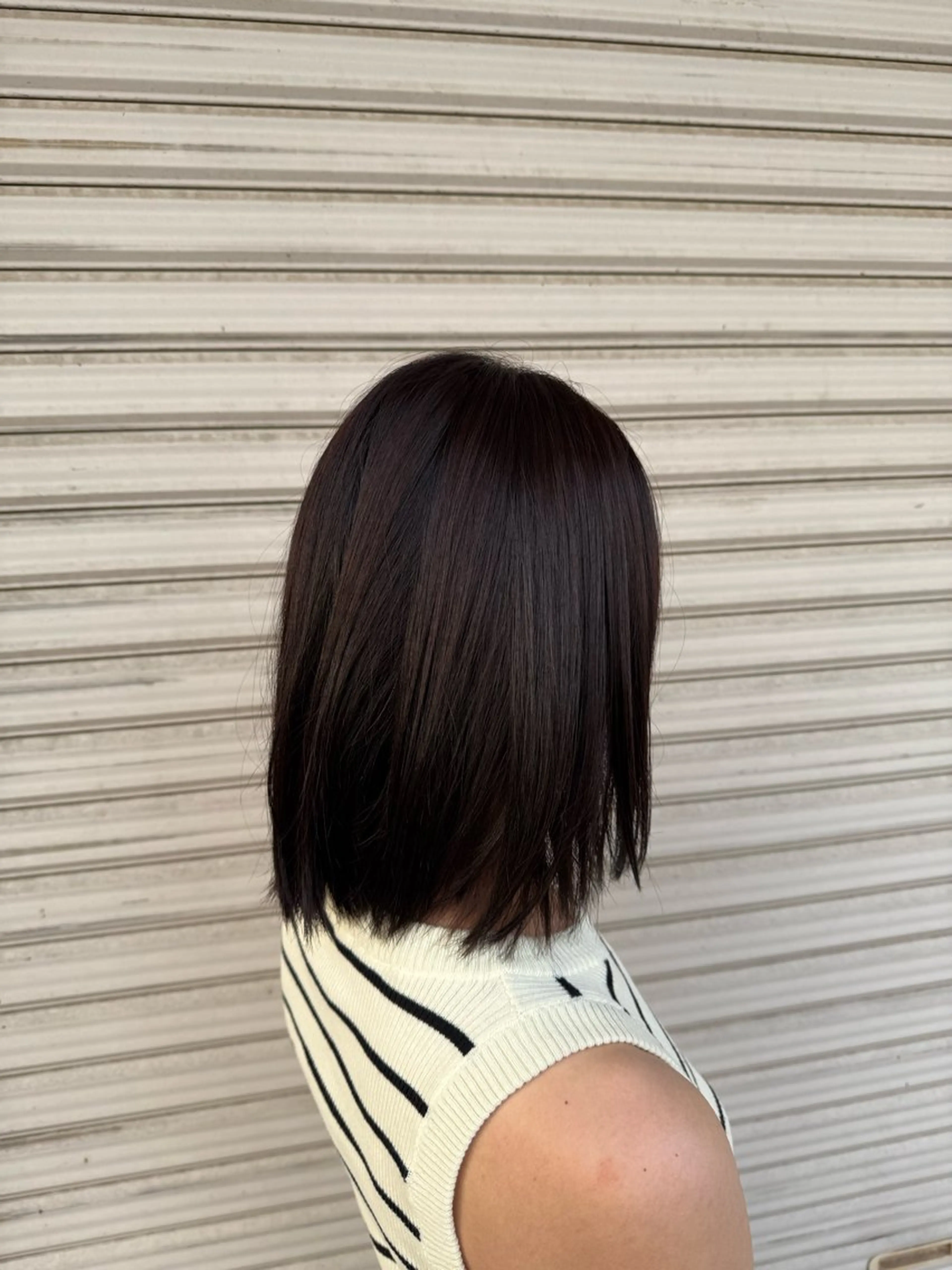 ミディアム カラー 松本 希愛のヘアスタイル