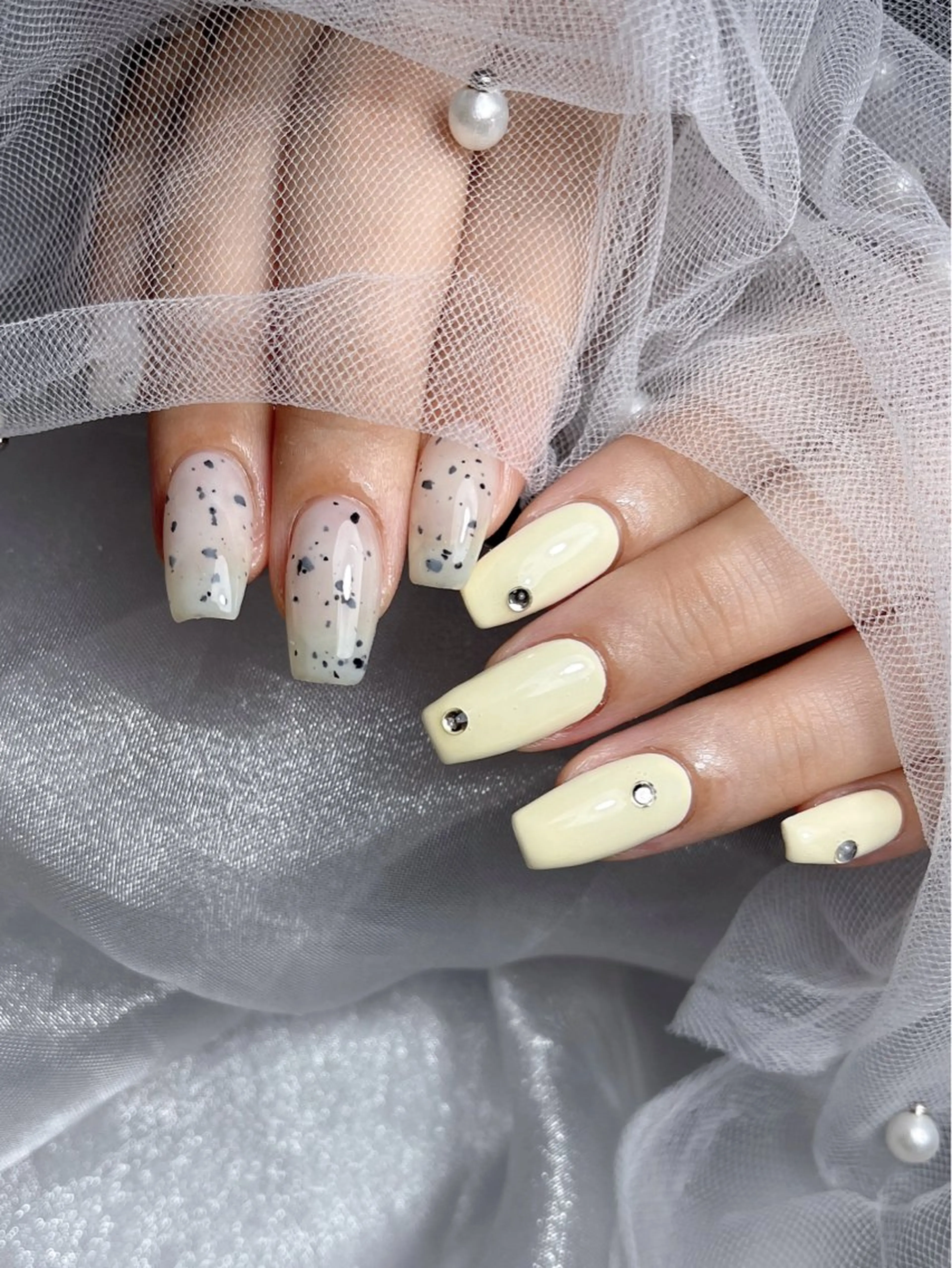 ネイル ワンカラーネイル ストーンネイル ハンドネイル nails' it...のネイルデザイン